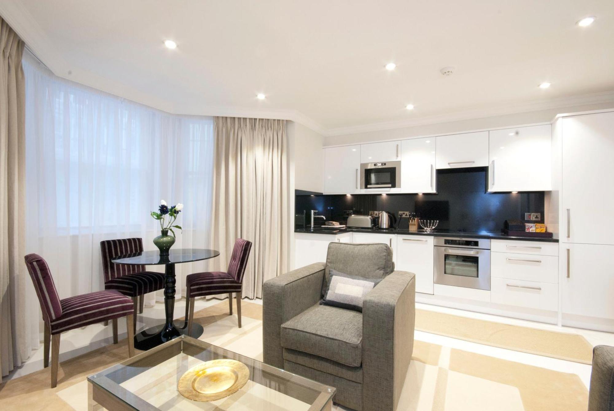 Apartahotel Claverley Court 5*