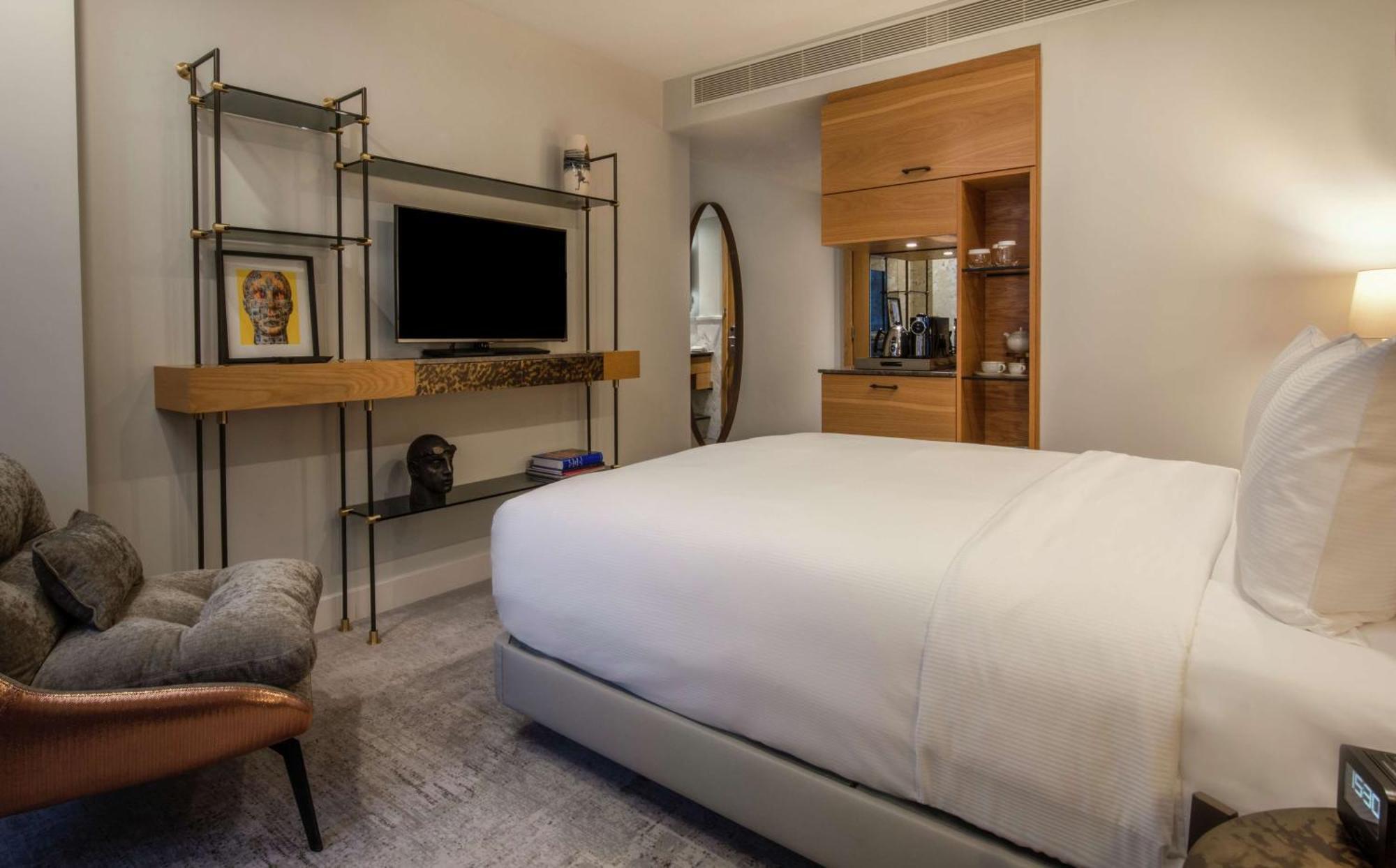 Hotel Lincoln Plaza London, Curio Collection By Hilton 4*