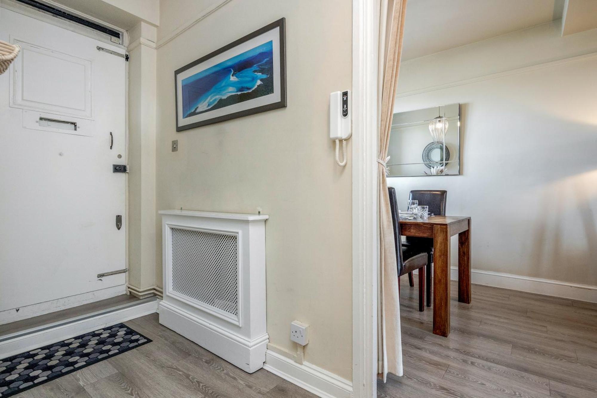 Perfect Location 2 Bed South Kensington Knightsbridge Chelsea With Ac
