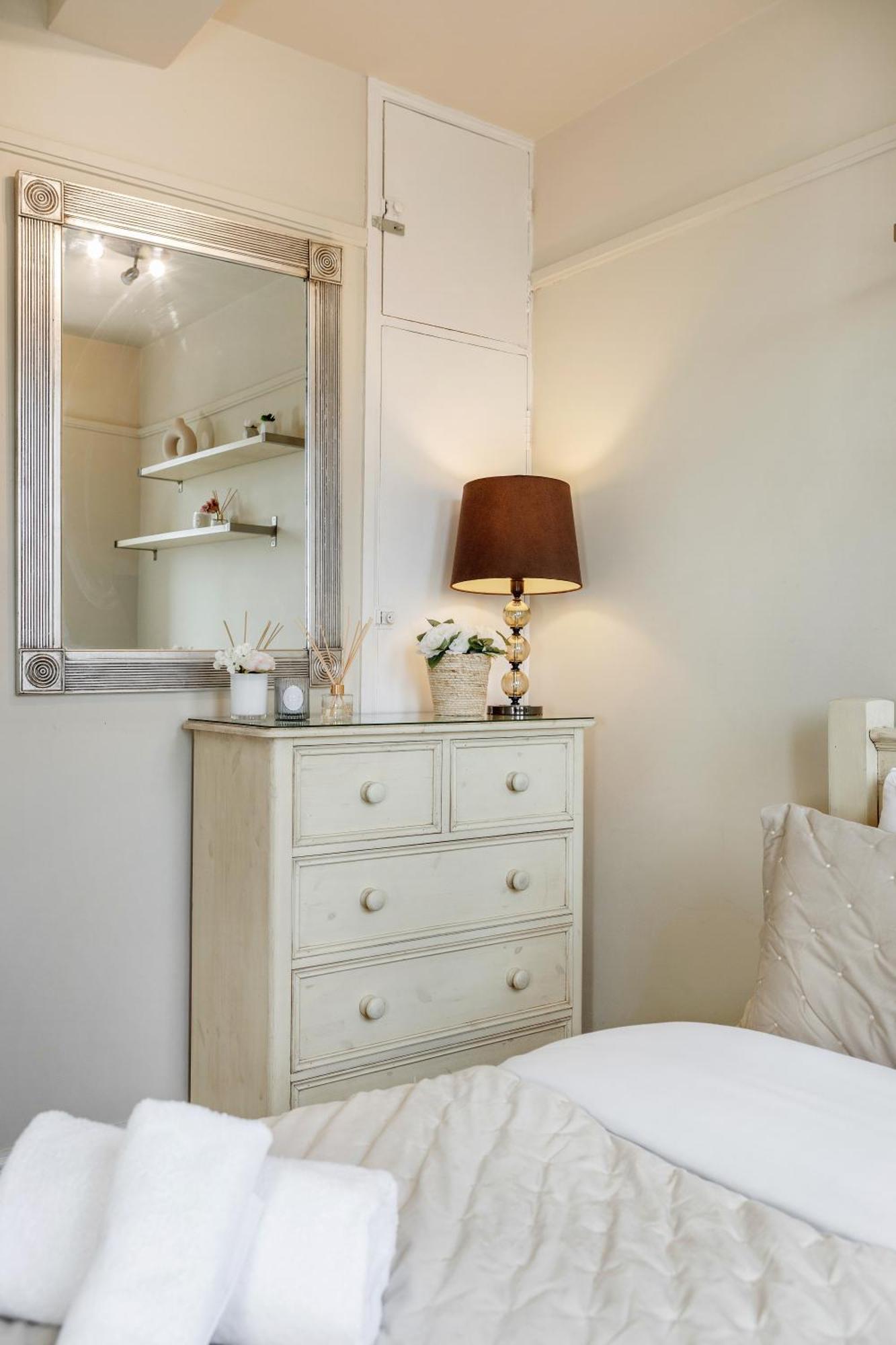 Apartment Perfect Location 2 Bed South Kensington Knightsbridge Chelsea With Ac