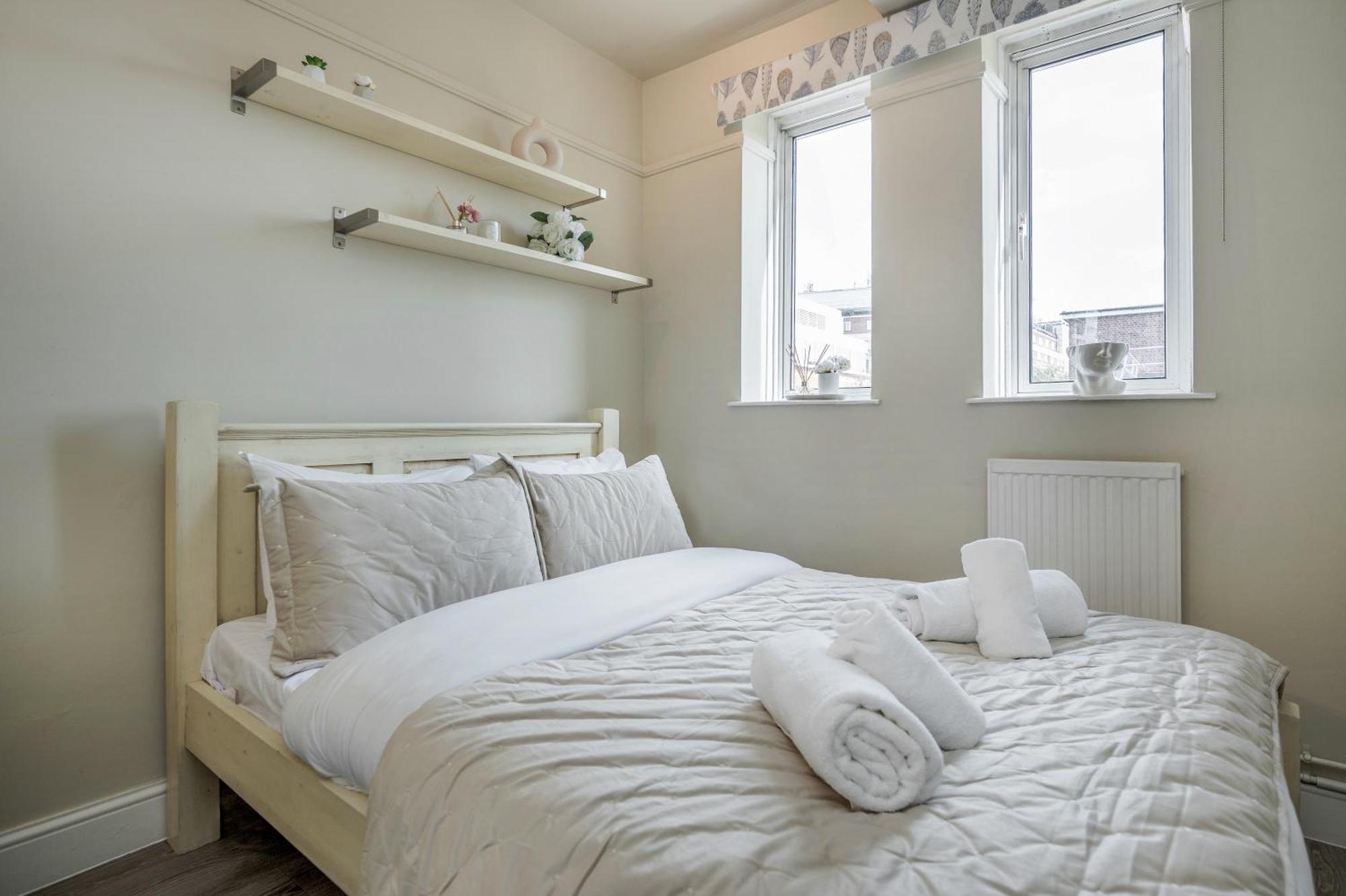 Perfect Location 2 Bed South Kensington Knightsbridge Chelsea With Ac London