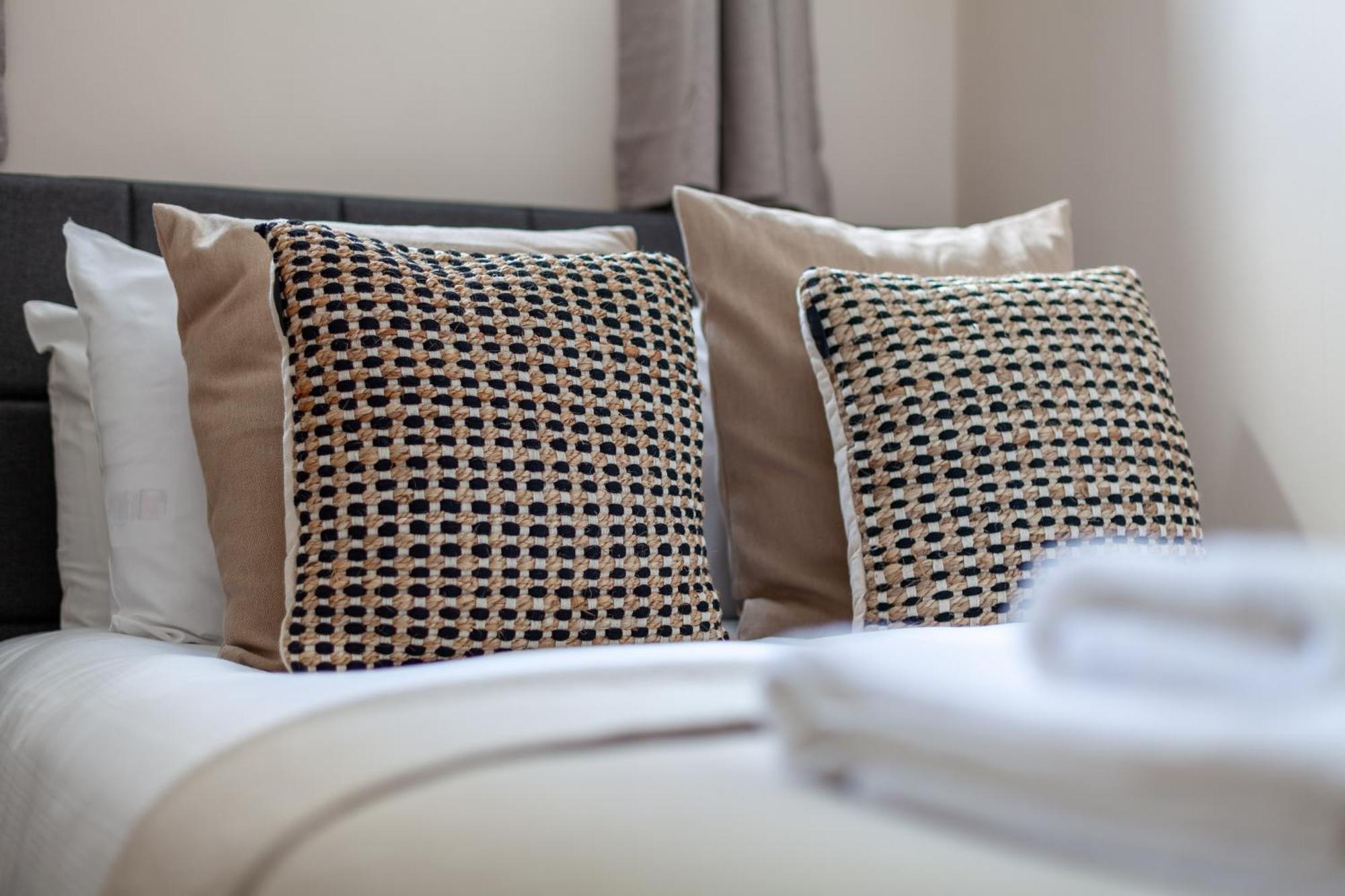 Apartment The Crystal Palace Collection *