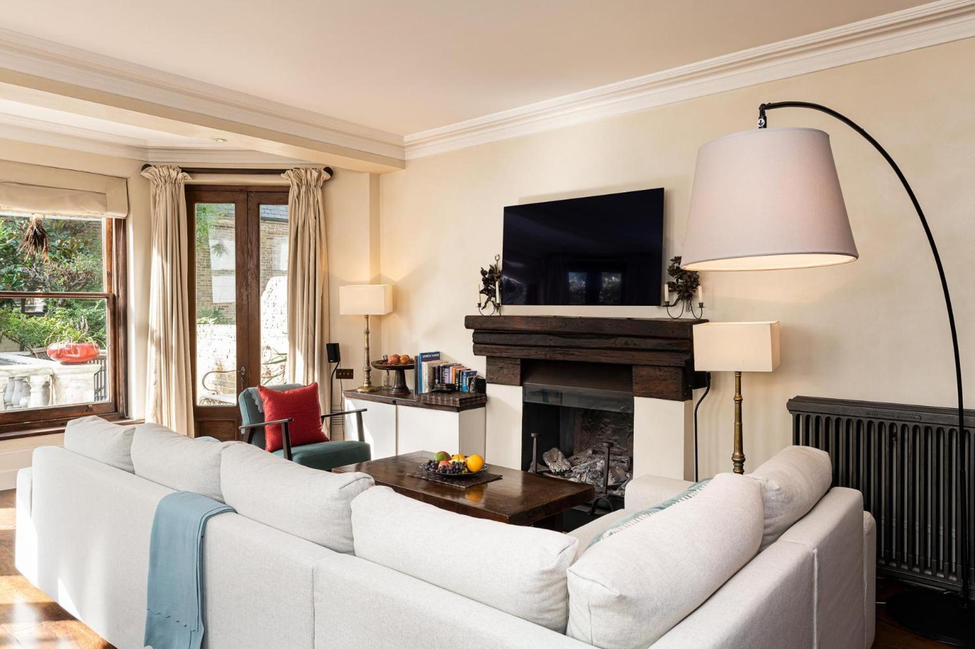 Apartment A Chelsea Retreat - 2 Bedroom With Garden And Parking London
