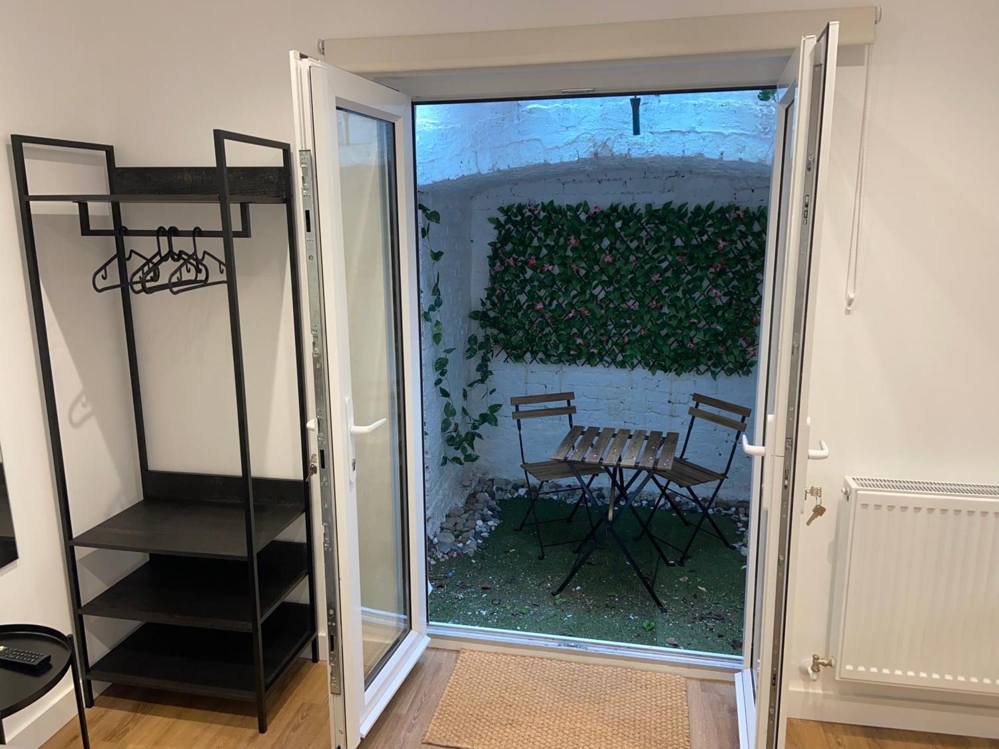 Guest house Kensington With Private Garden & Bathroom *