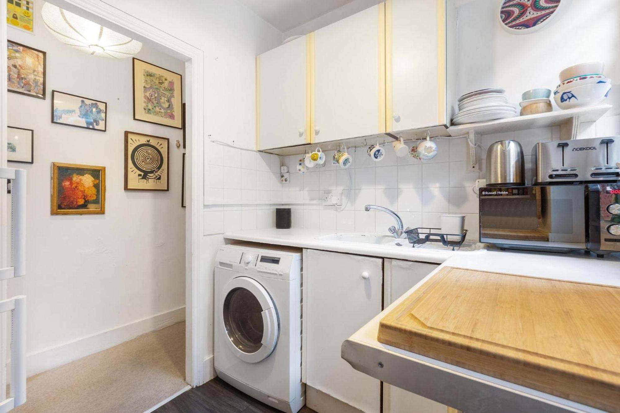 Garden Flat. Tottenham Hale. 20mins2central Londres