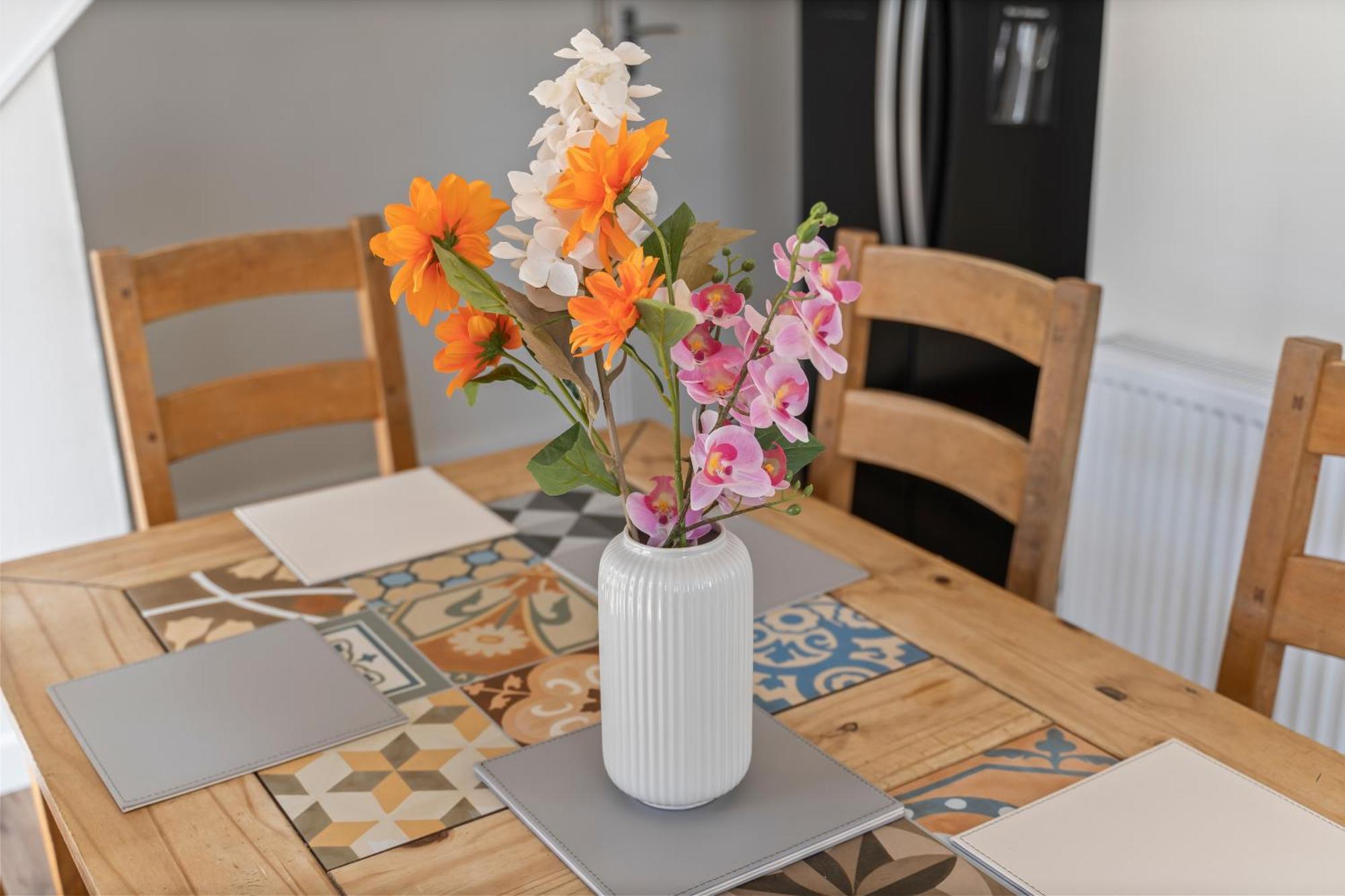 Apartment Heart Of Acton - Free Parking - Perfect For Contractors London