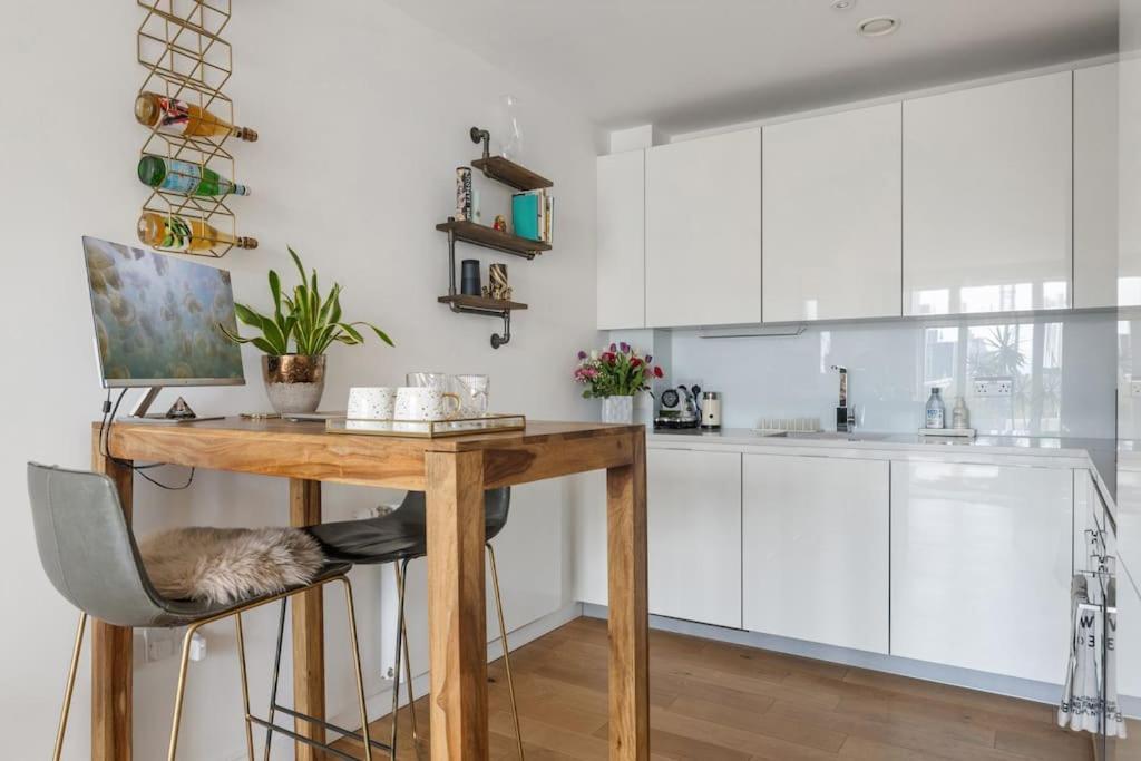 Apartamento Modern New 1-bedroom Stunning Views *