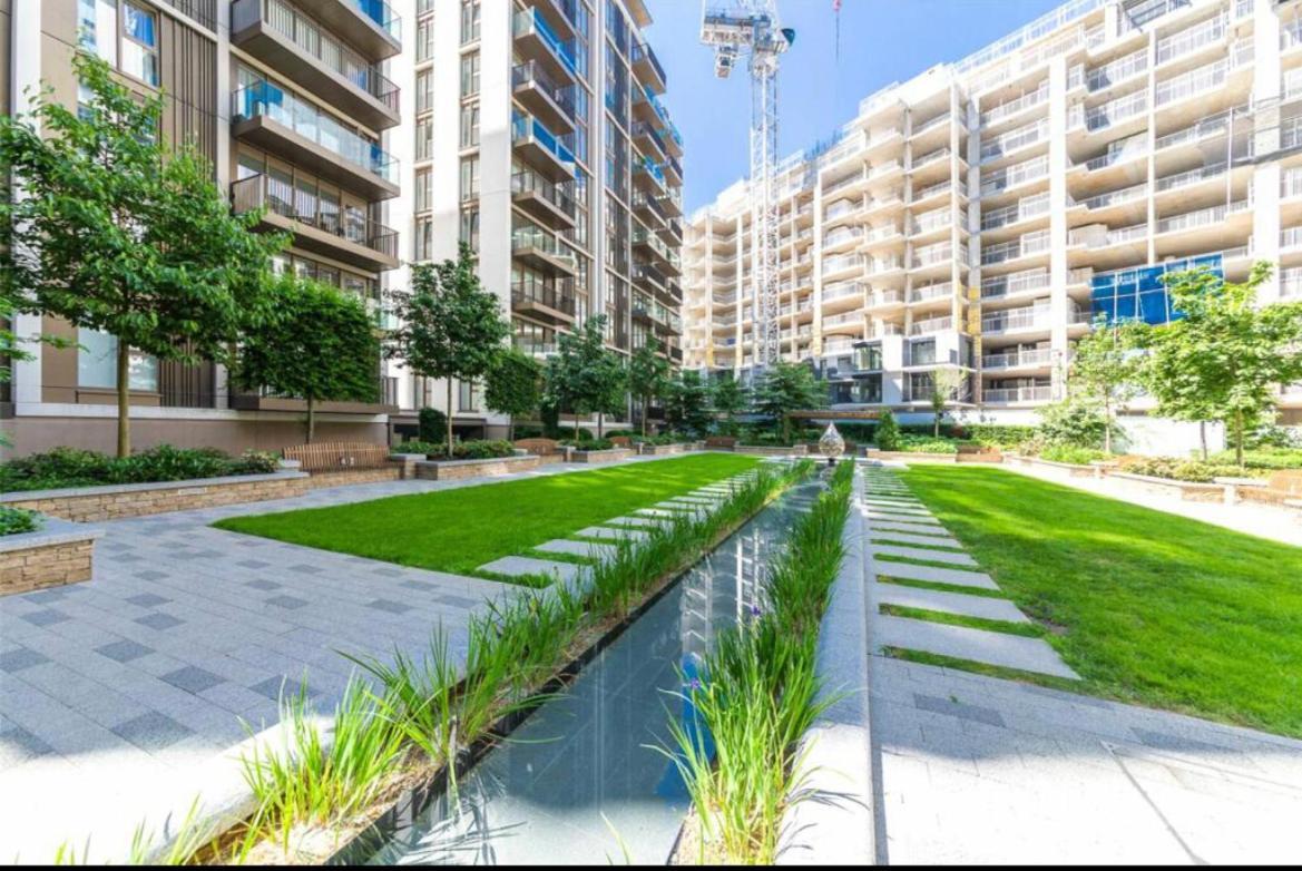 Apartment Luxury Modern 2bd 2ba White Living London