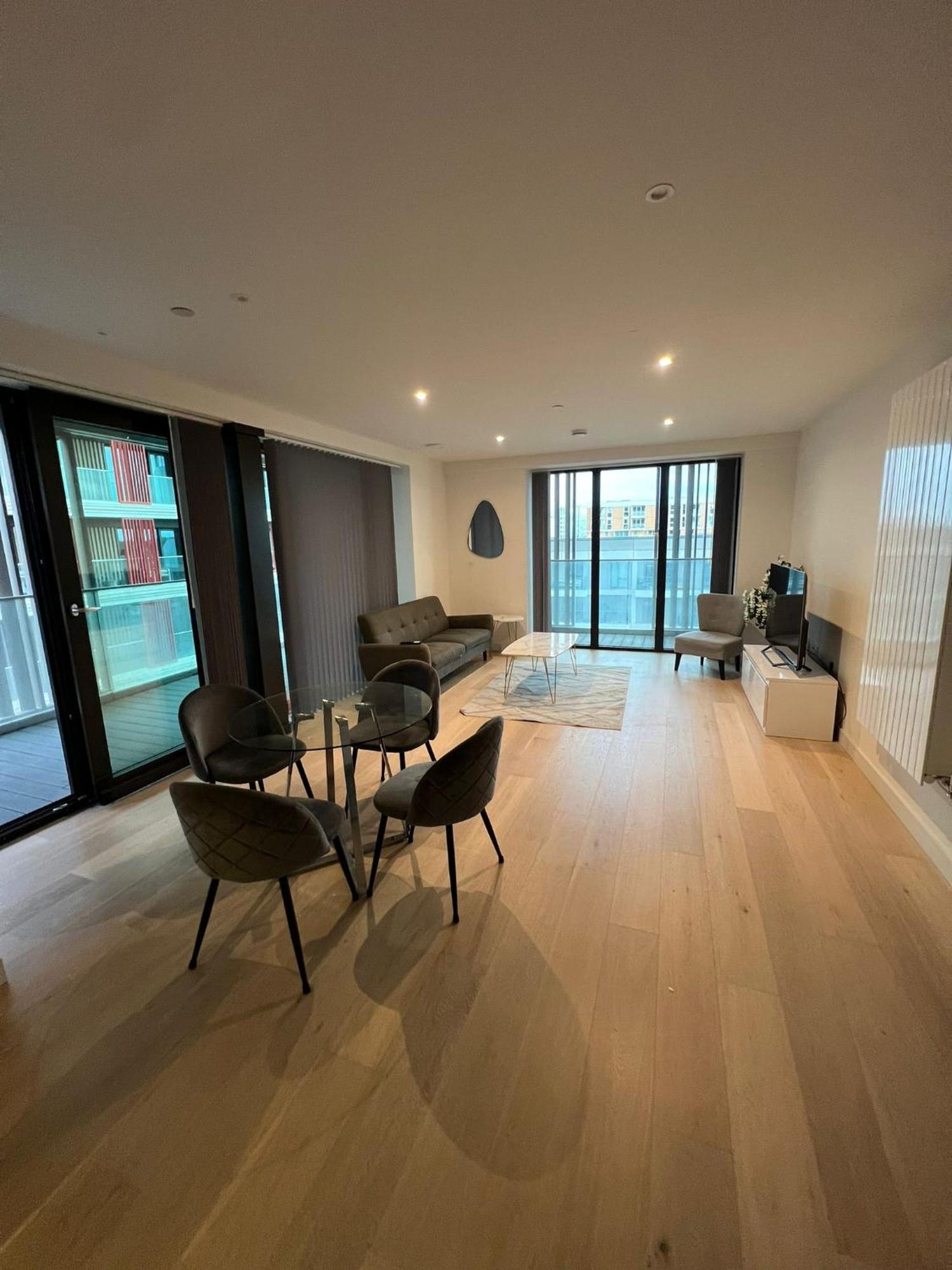 Excel 2 Bedroom Near Aiport And O2 Arena