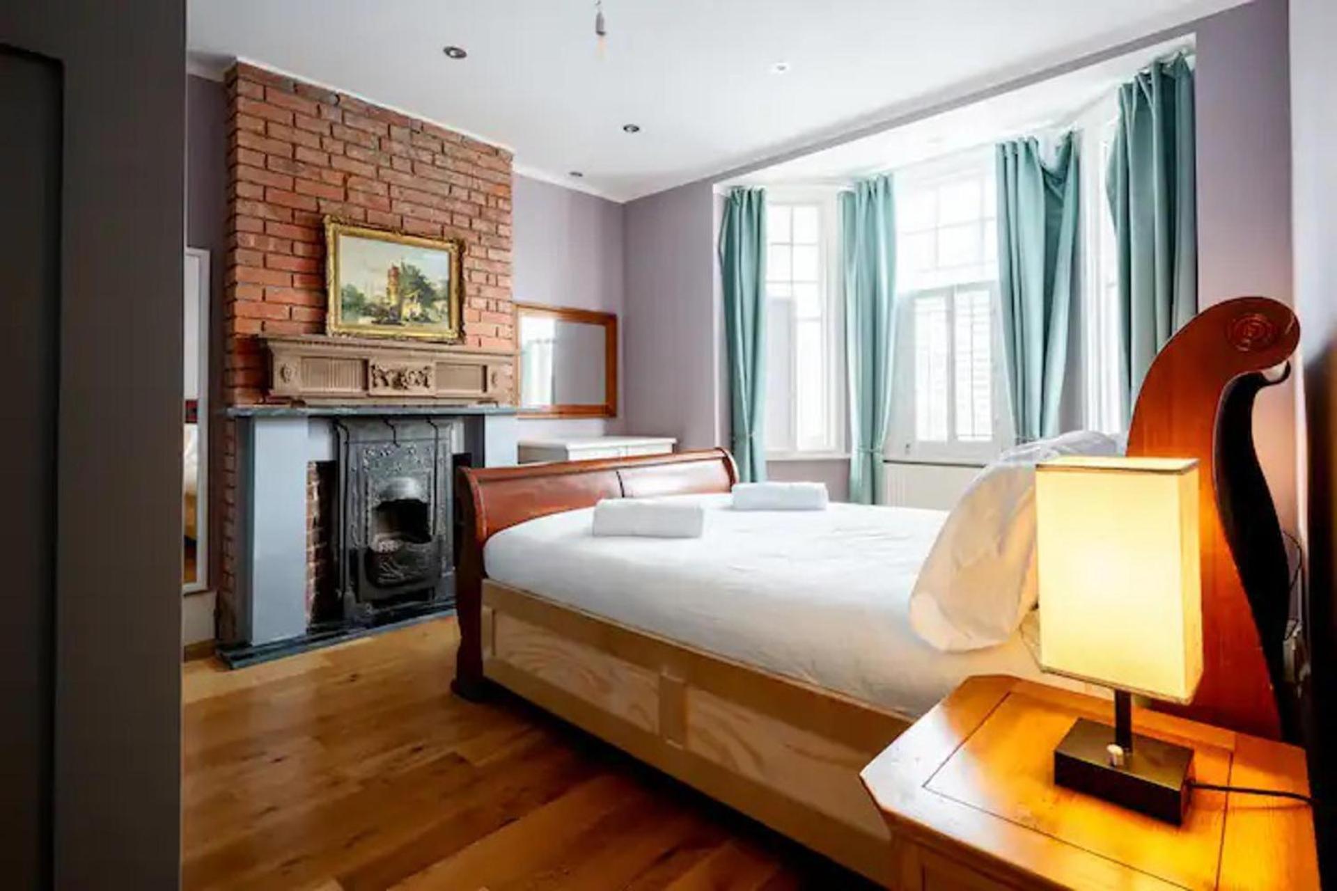 Immaculate 4-bed House In