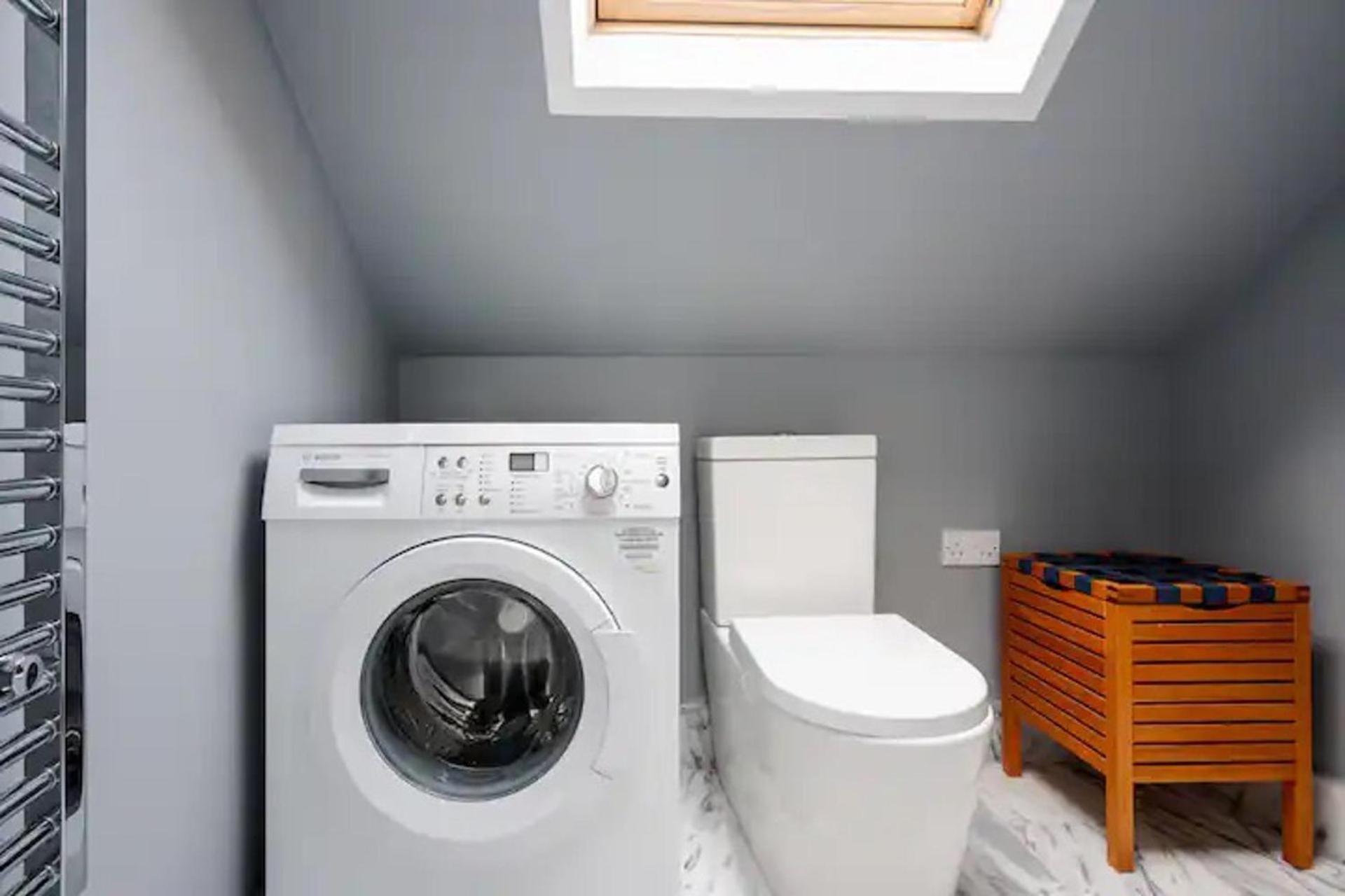 Holiday home Immaculate 4-bed House In