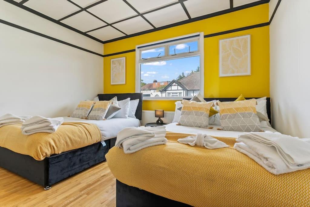 Heart Of Acton - Free Parking - Perfect For Contractors London