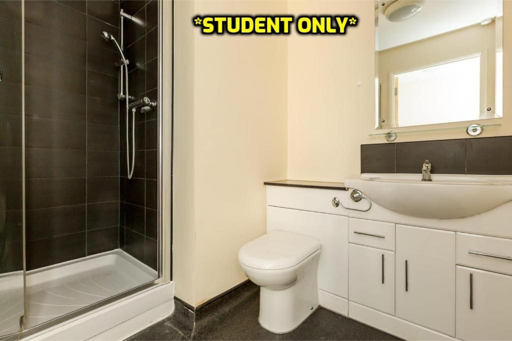 Student Only Zeni Vauxhall