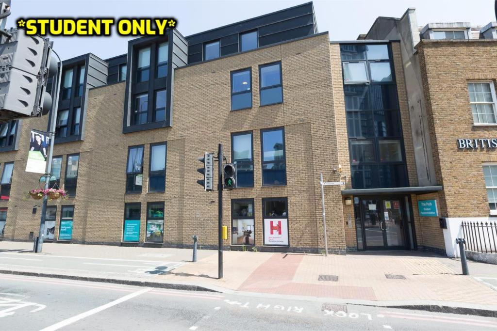 Student Only Zeni Vauxhall London