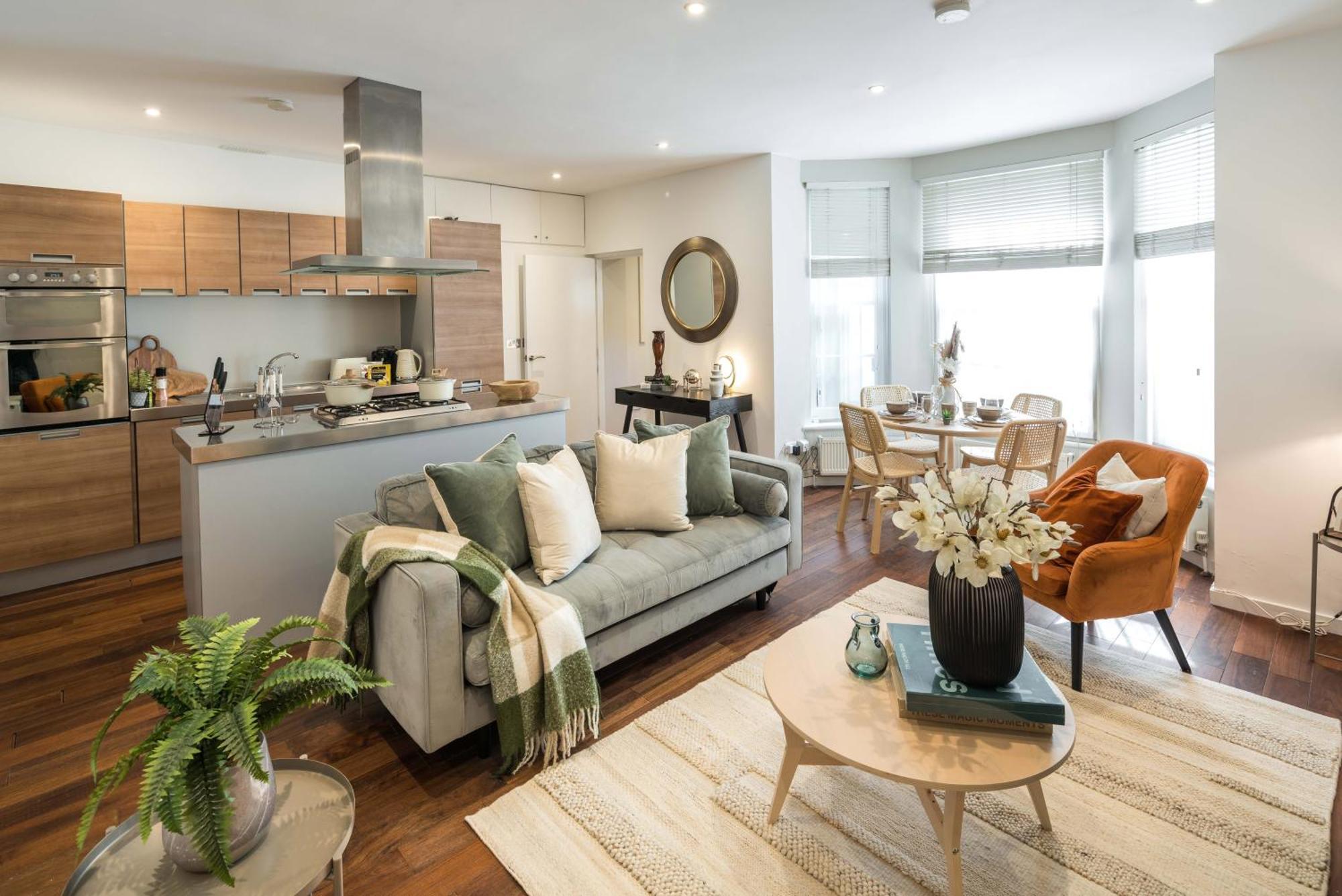 G1a Hydepark-southkensington-harrods-knightsbridge-marylebone-oxfordstreet London