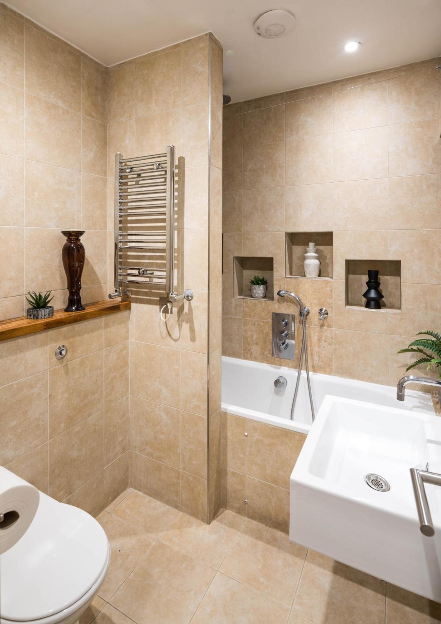G1a Hydepark-southkensington-harrods-knightsbridge-marylebone-oxfordstreet London