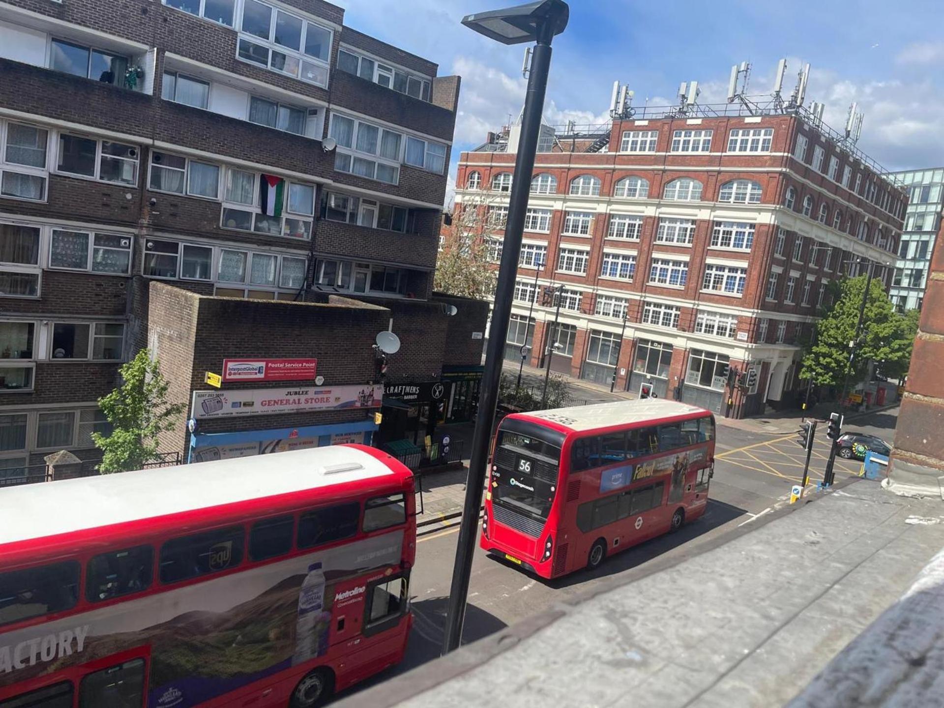 Charming 1-bed In Londen