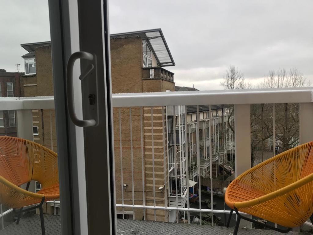 Accommodatie bij particulieren En-suite With A Superking Size Bed And Balcony