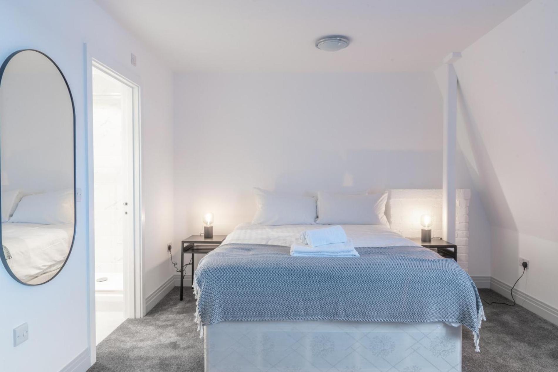Newly Refurbished 2 Bed With Fantastic View Londres