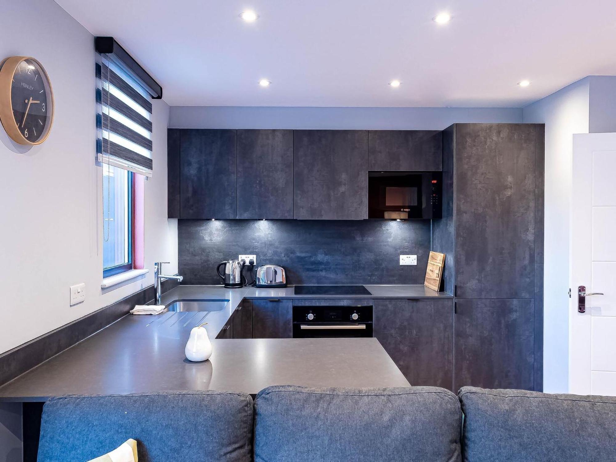 Luxurious Hackney Near Train Station Vakantiehuis Londen