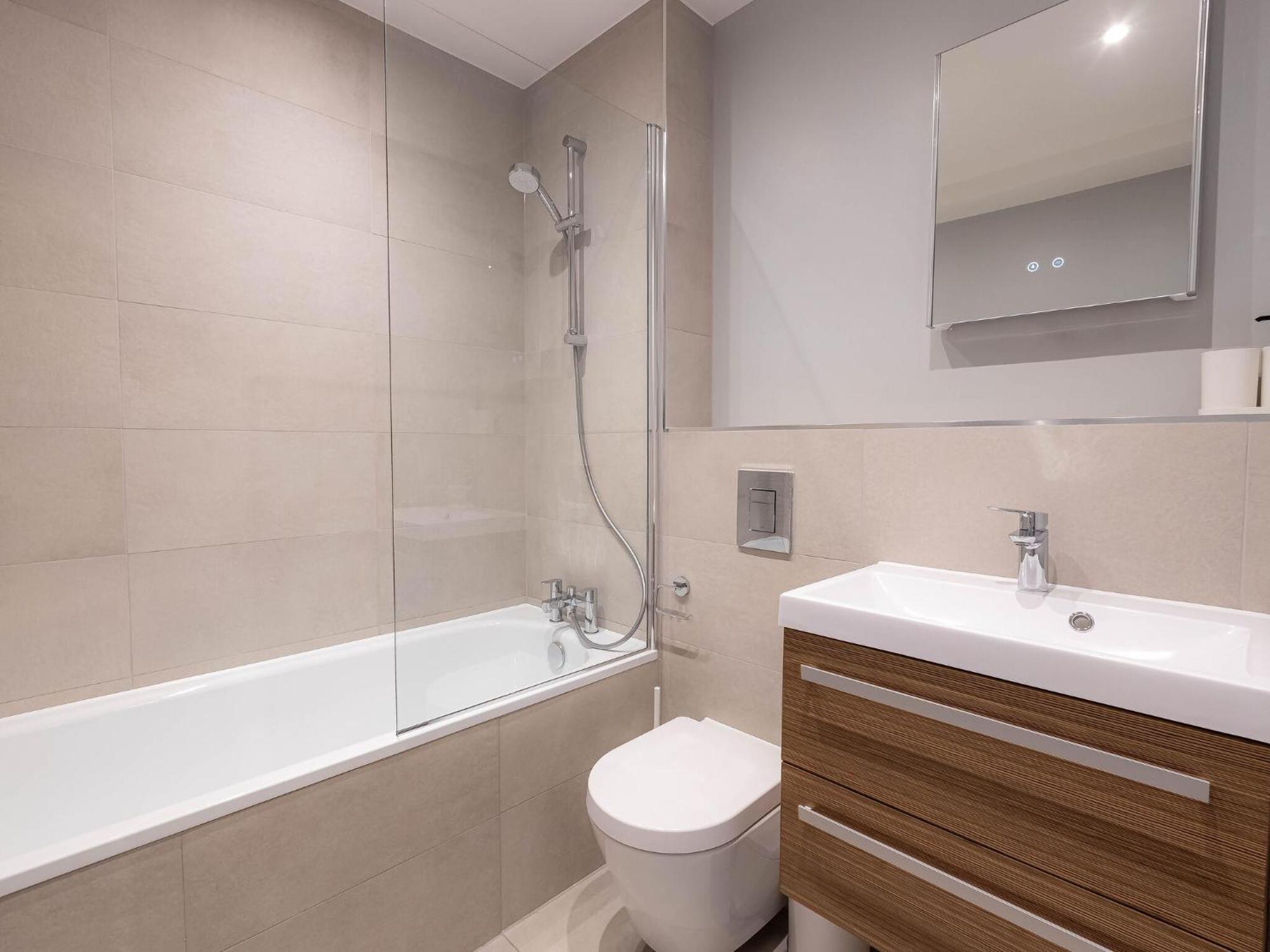 Vakantiehuis Luxurious Hackney Near Train Station