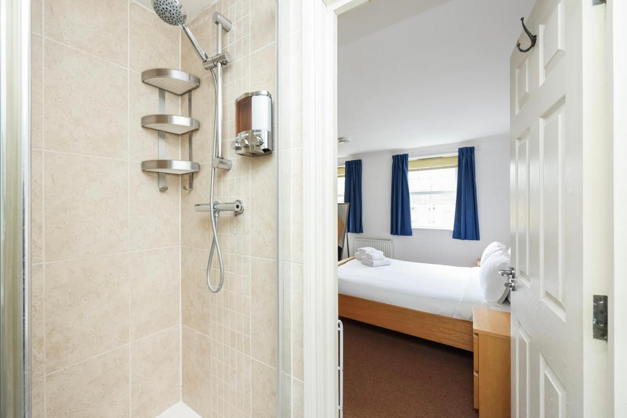 Double Rm And Ensuite In Clapham Appartement Londen