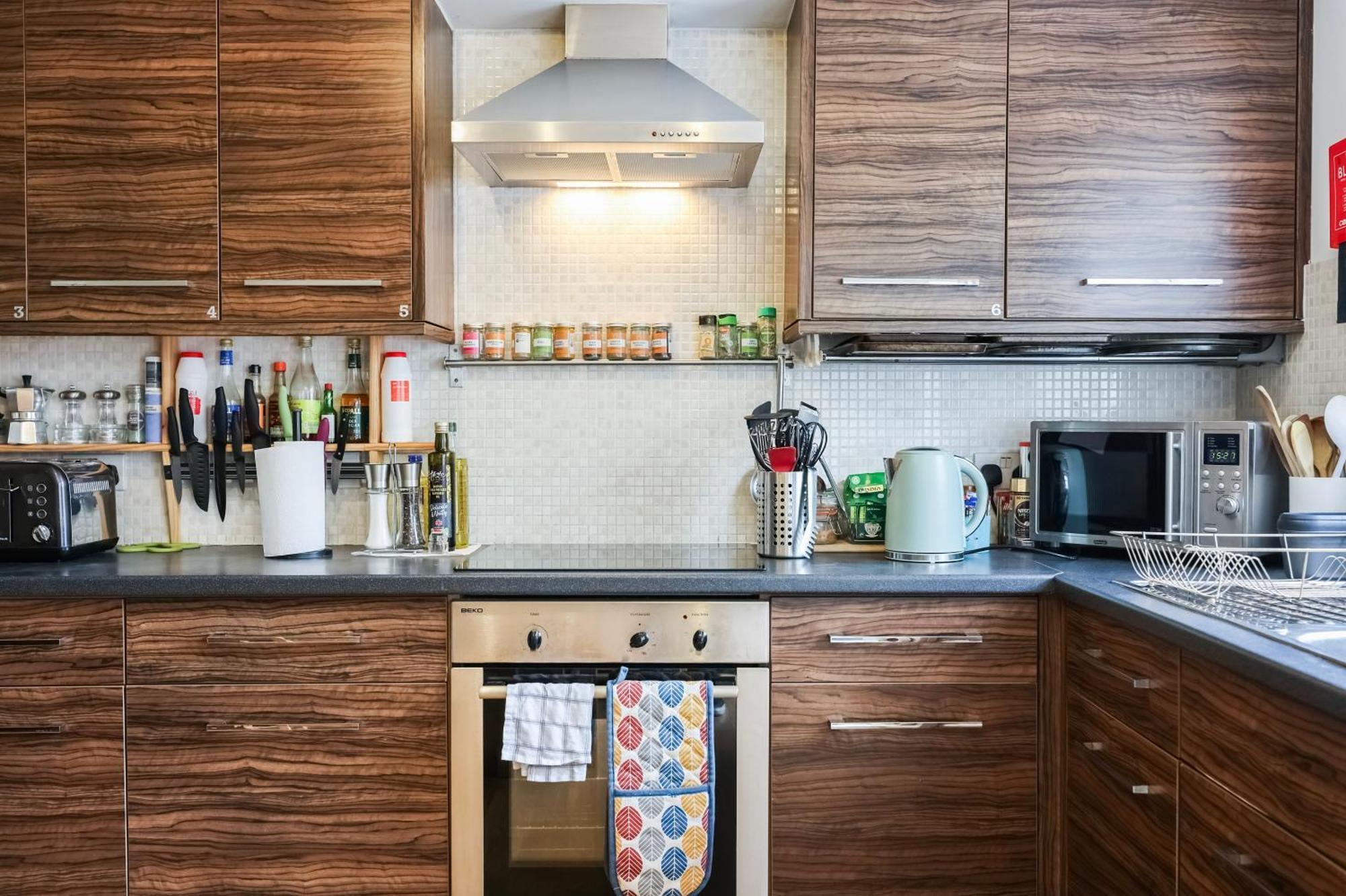 Double Bedroom In Clapham * Londres