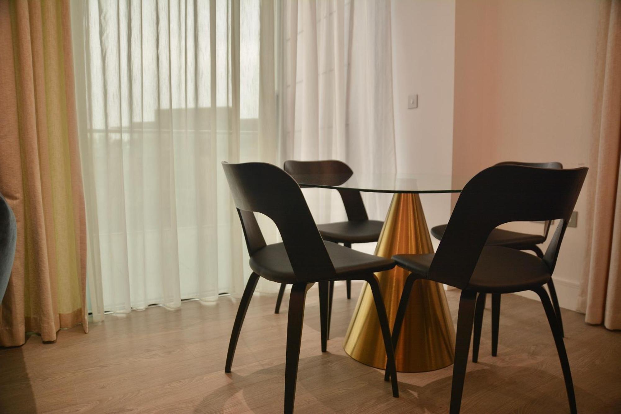 Luxury 2 Bedroom In Old Street, London