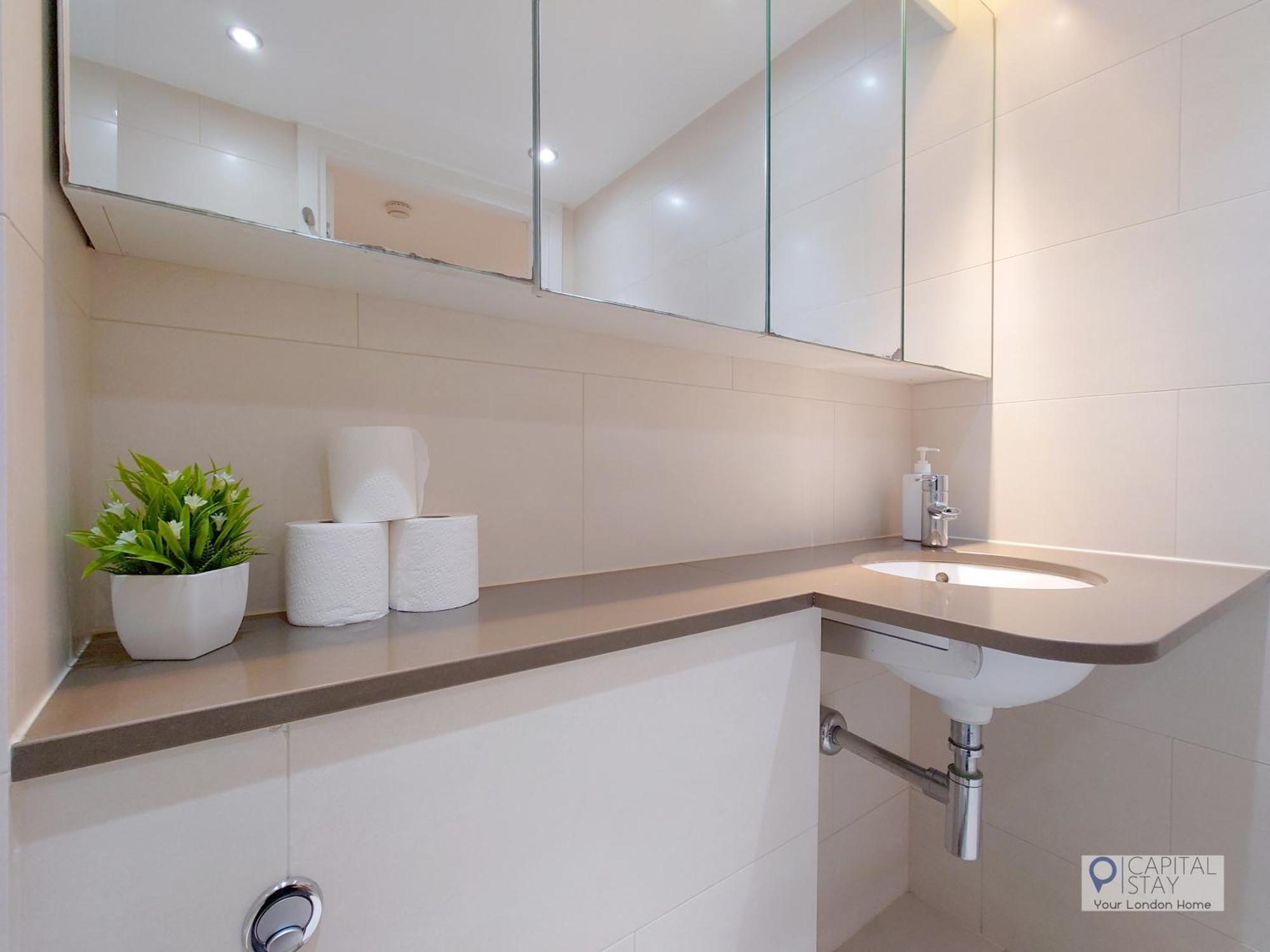 Deluxe Two Bed By Excel & O2 Apartment *