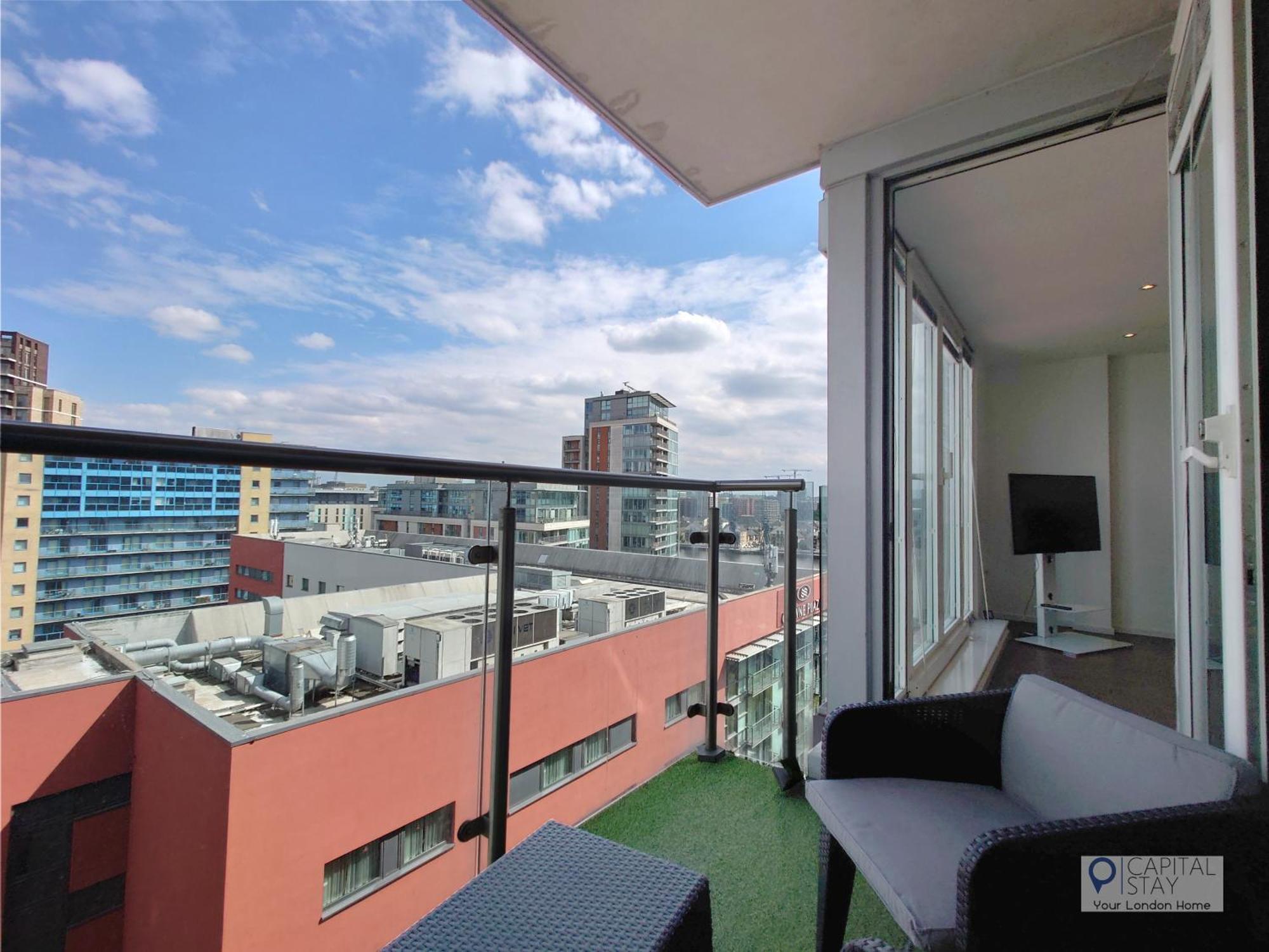 Deluxe Two Bed By Excel & O2 Apartment *