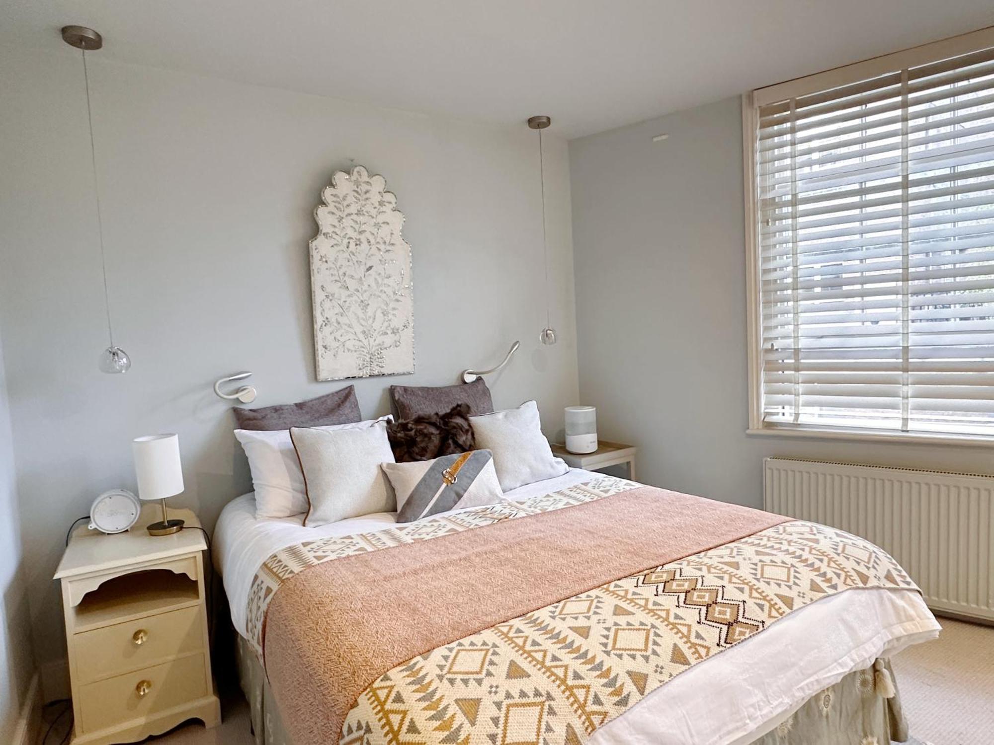 Villa Modern Design 3brs 2f House Close To Victoria London