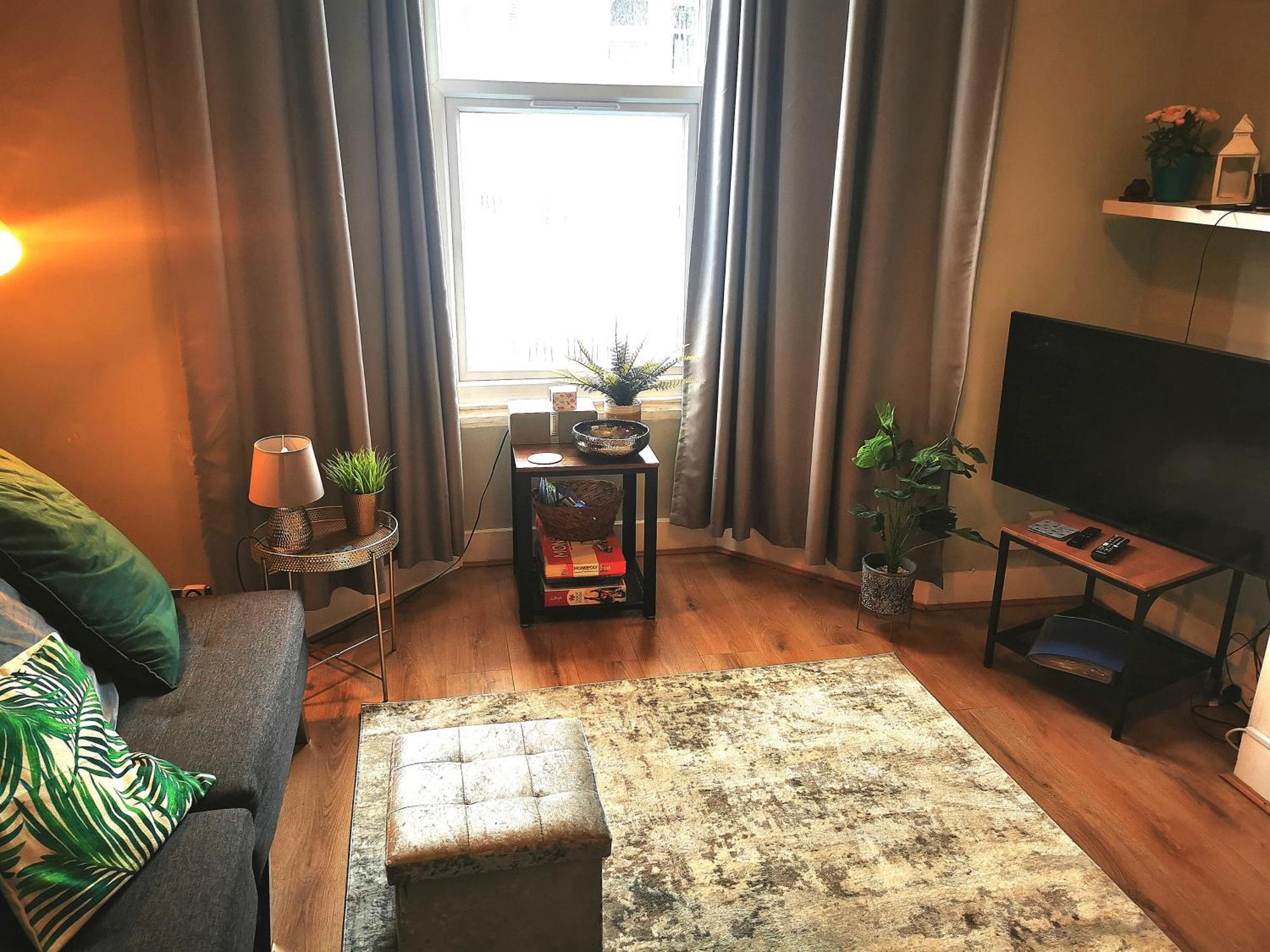 1-bed Victorian Gf In * Londen