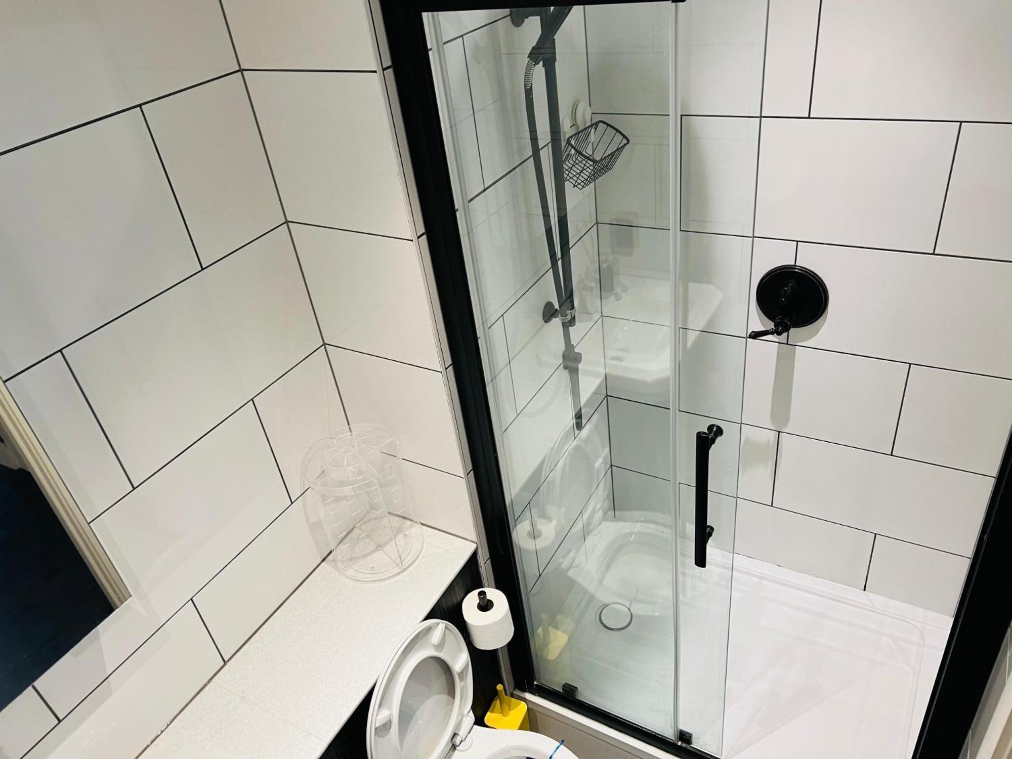 Apartment Homely 2-bed With Stunning Views Wembley *