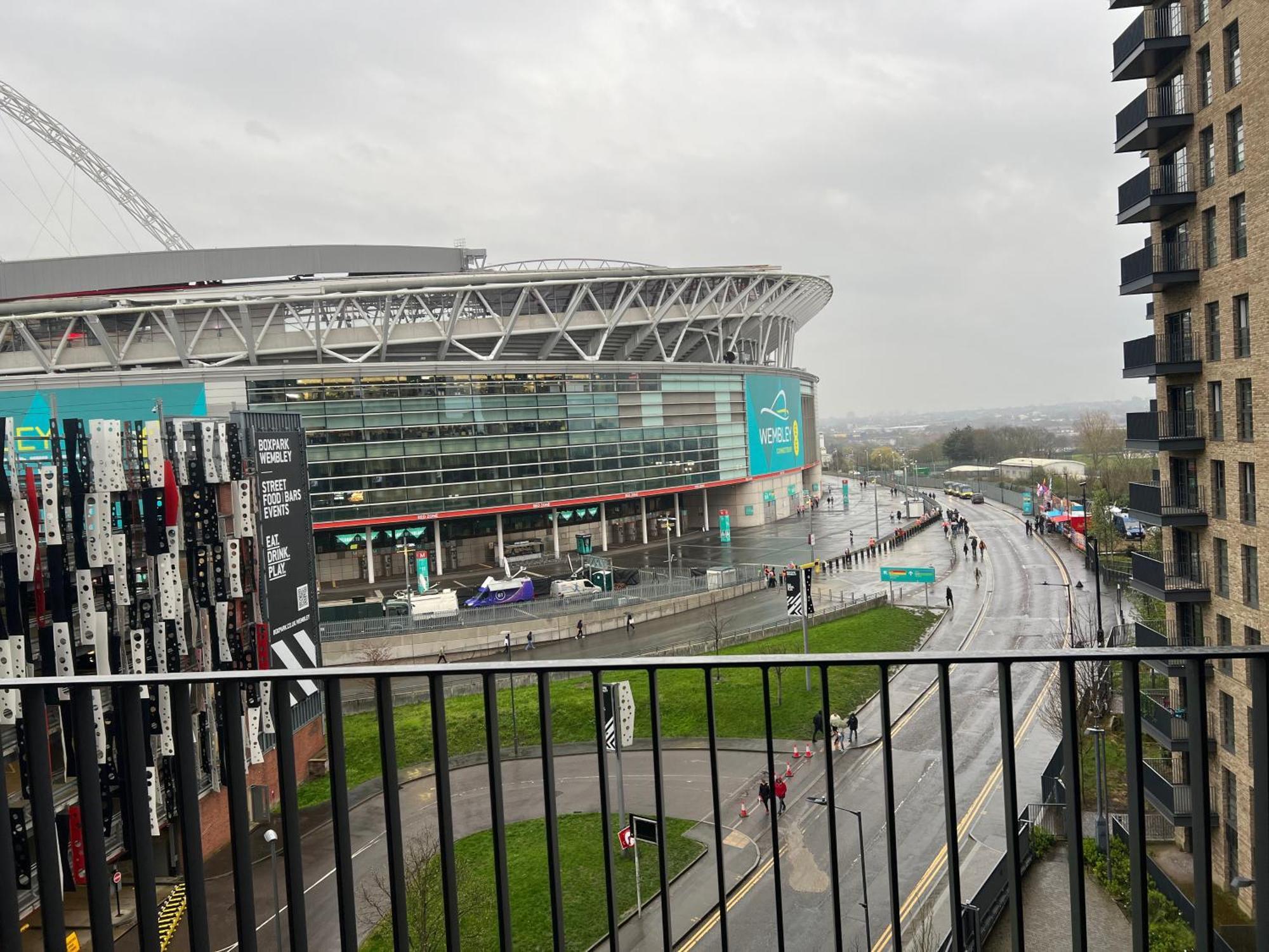 Homely 2-bed With Stunning Views Wembley Apartment