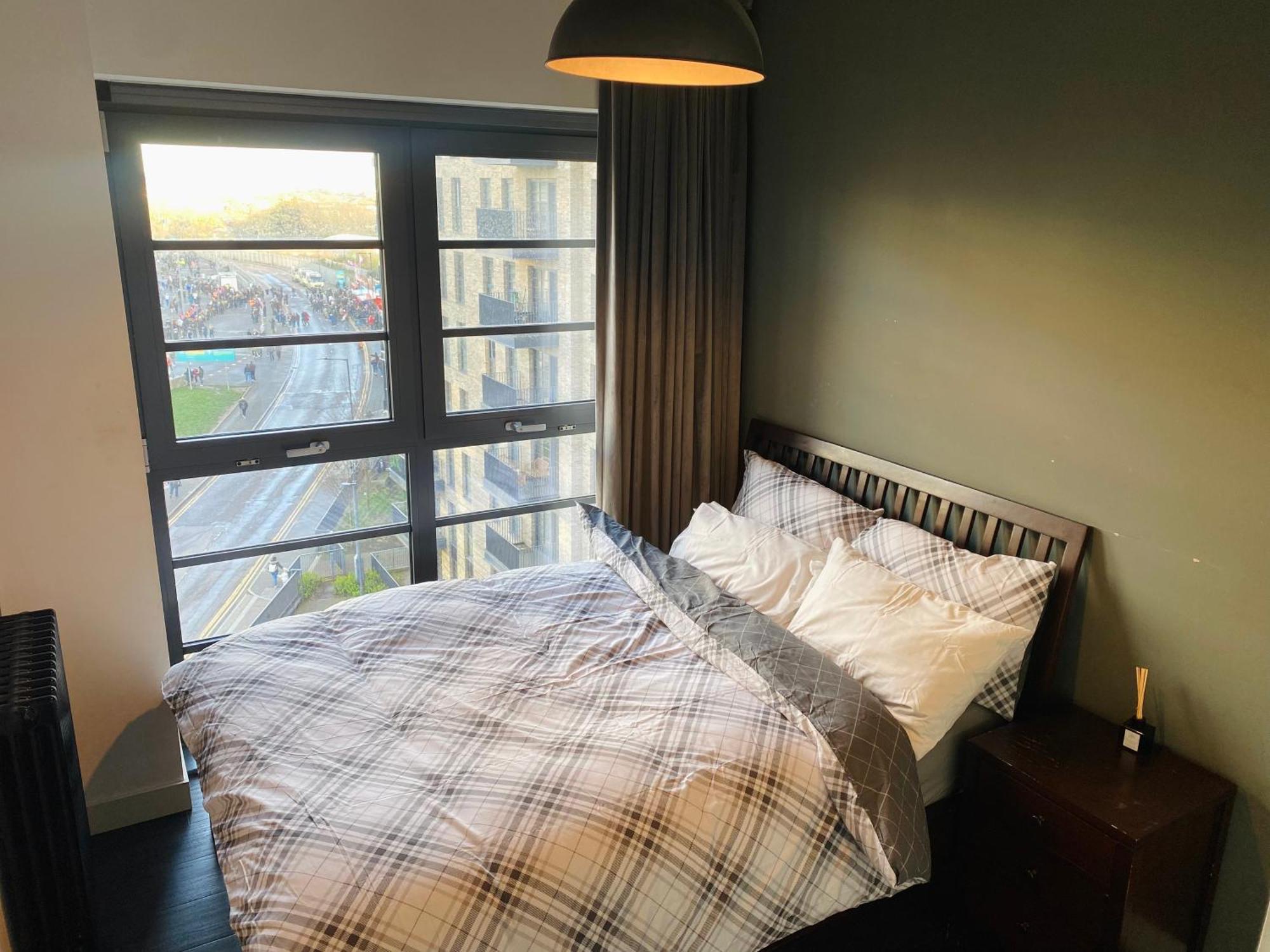 Homely 2-bed With Stunning Views Wembley *