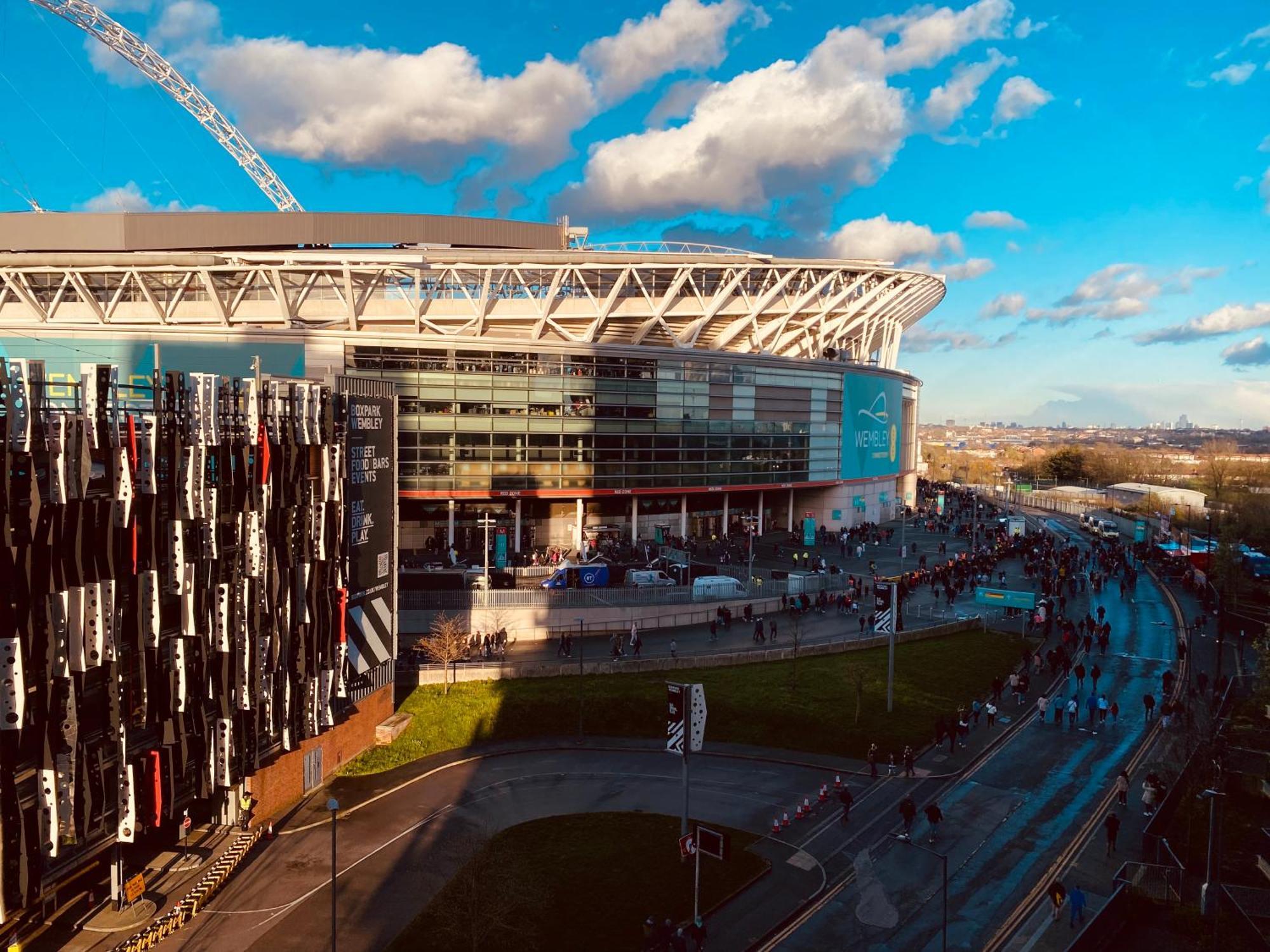 Homely 2-bed With Stunning Views Wembley Apartment