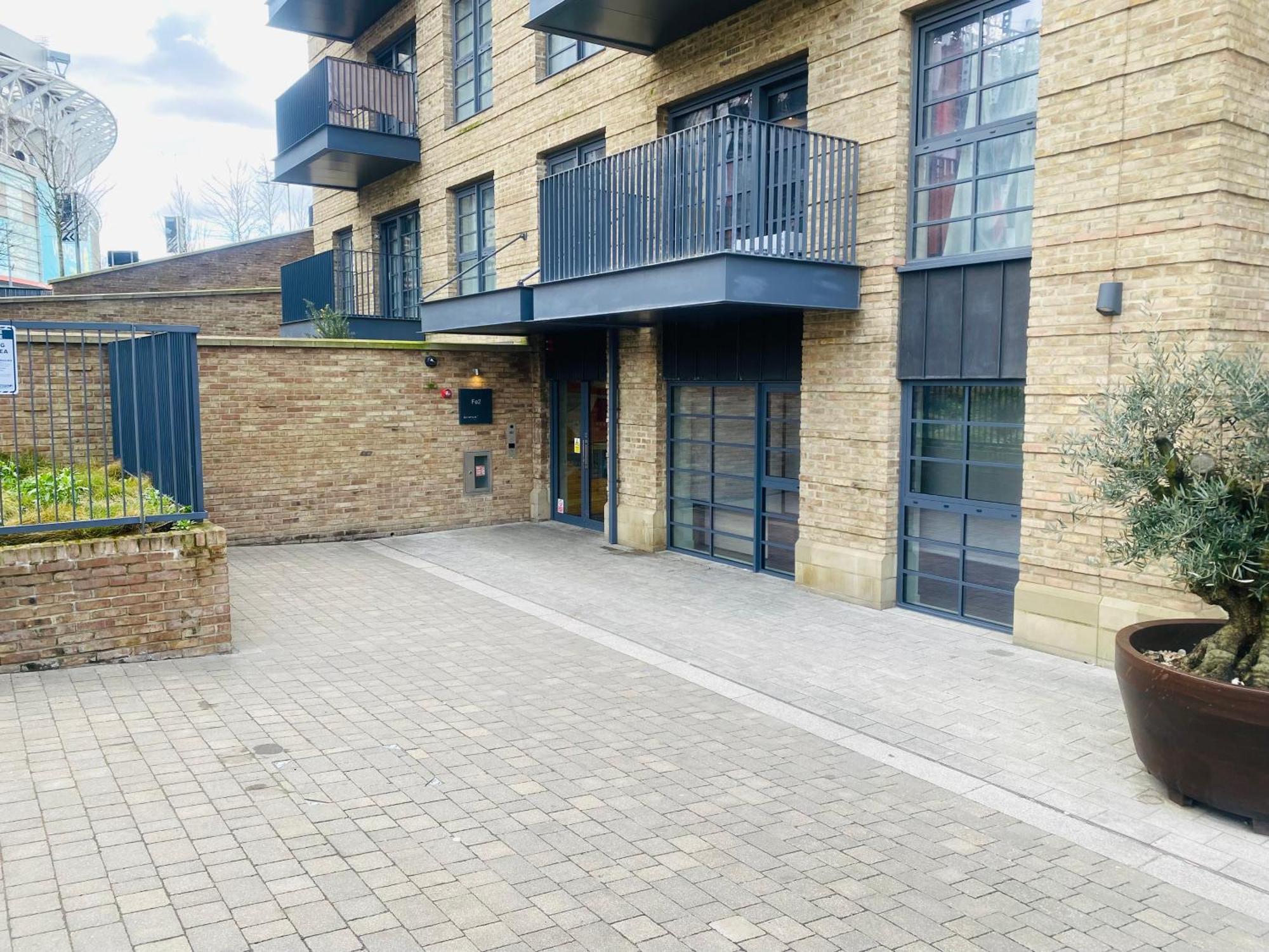 Homely 2-bed With Stunning Views Wembley Apartment London