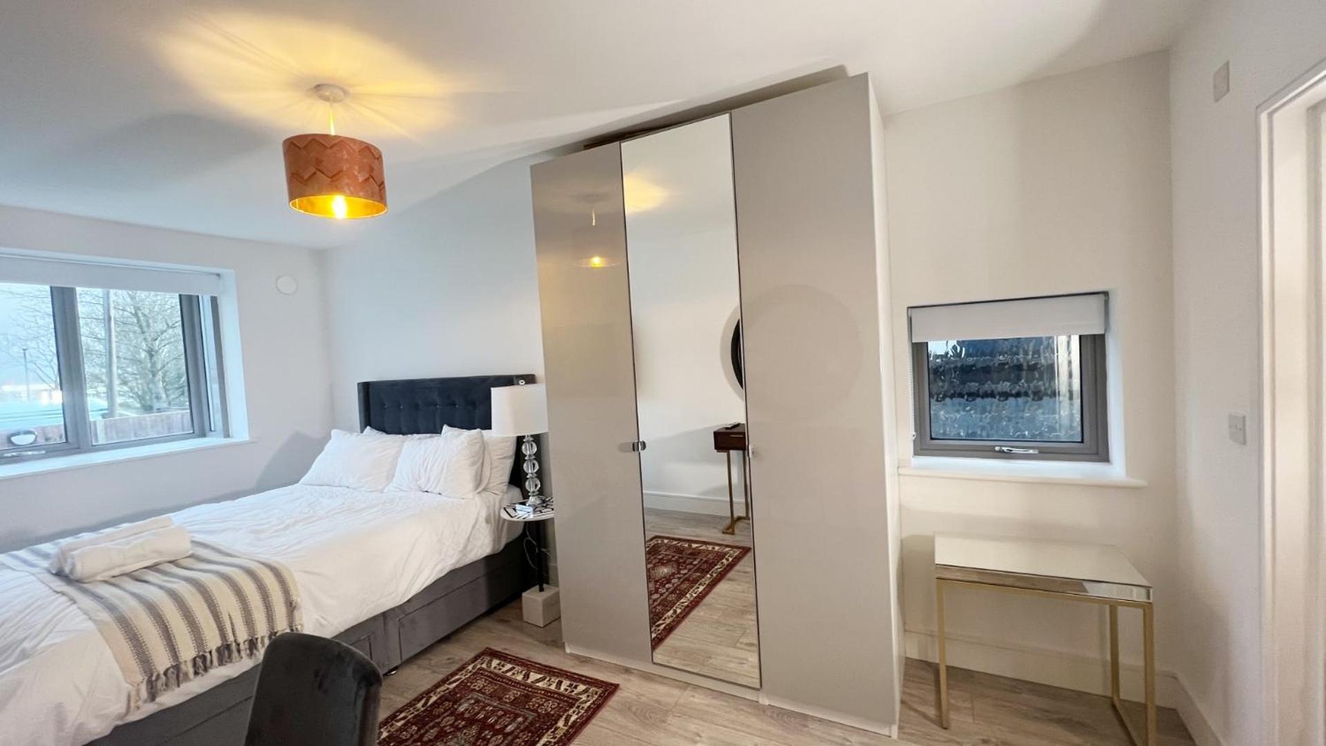 Apartment C1, Luxury 2 Bedroom Flat In Wembley *
