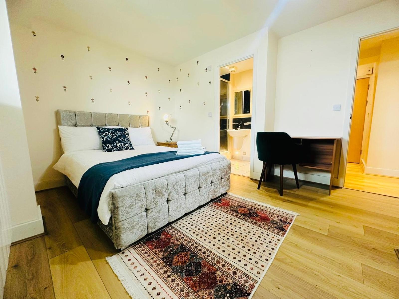 Appartement Modern 2bed 2bath Canary Wharf - Upto 5 Person Londen