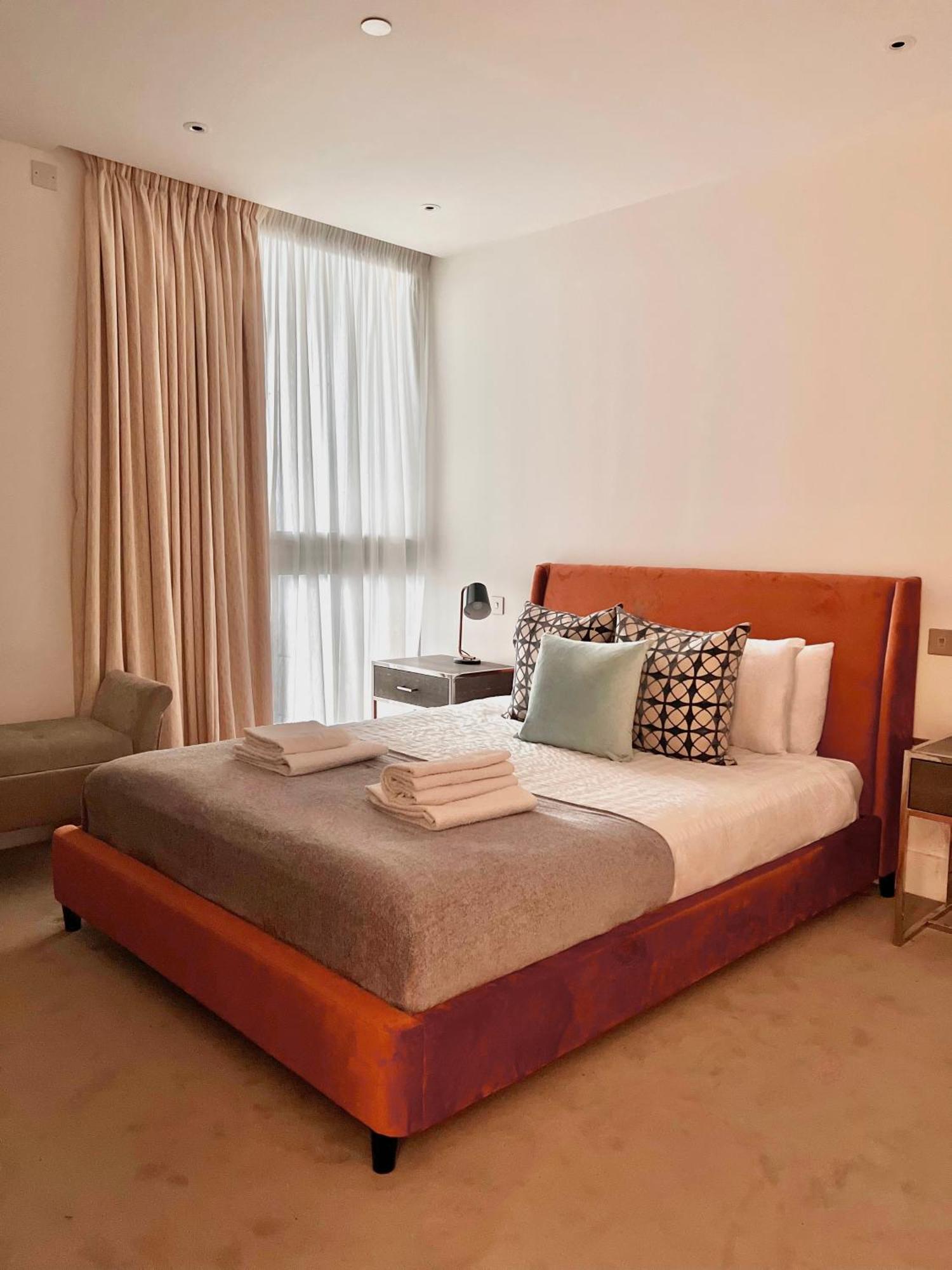 Luxury 2 Bedroom In Old Street, Apartment *