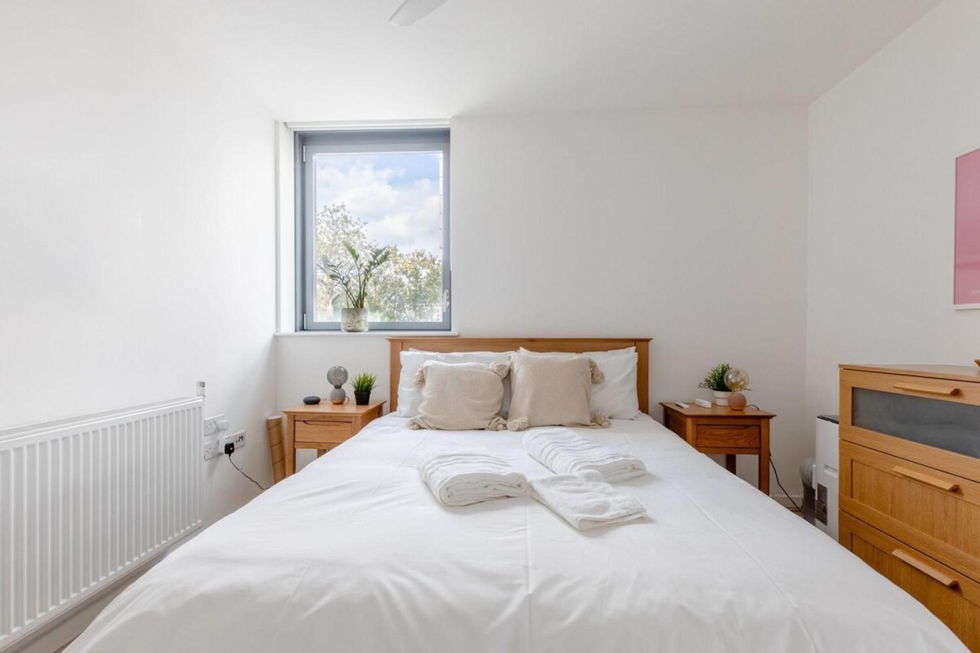 Funky 1bd High-rise Flat Wcity Views Angel!