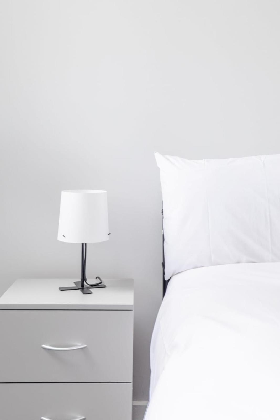 Newly Renovated 3bd Islington! *