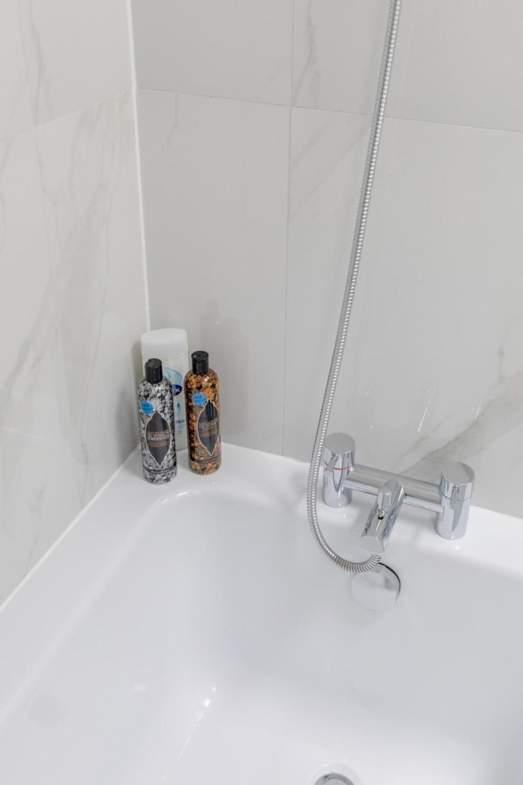 Holiday home Newly Renovated 3bd Islington! London