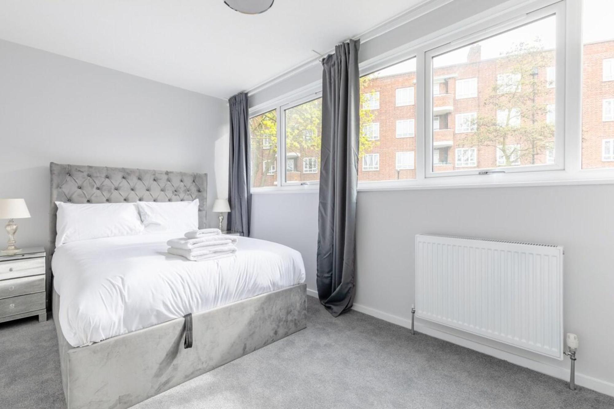 Newly Renovated 3bd Islington!