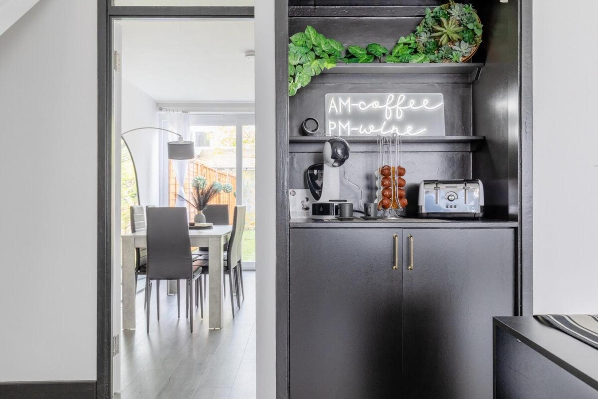 Holiday home Newly Renovated 3bd Islington! *