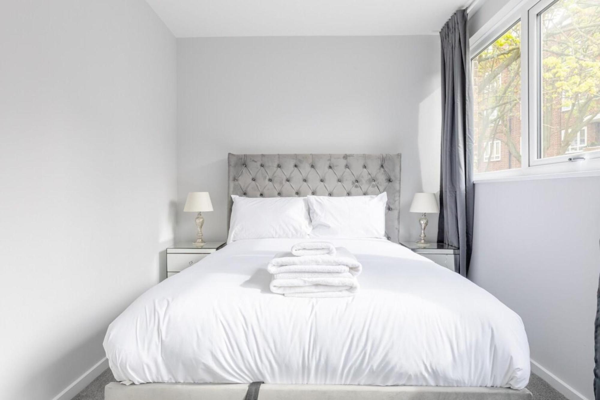 Newly Renovated 3bd Islington! Holiday home
