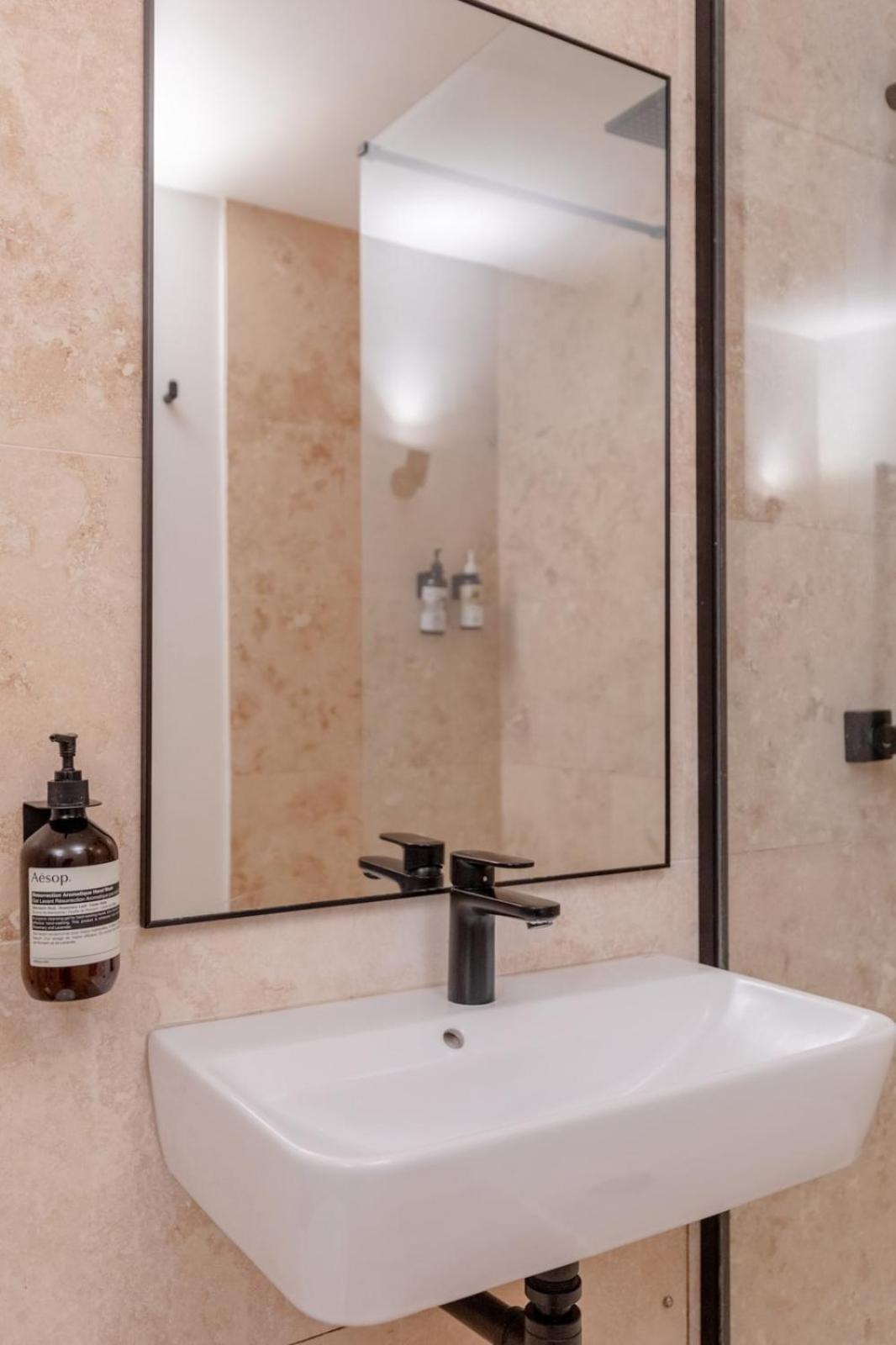 Apartment Chic 1bd Maisonette Whot Tub King's Cross!