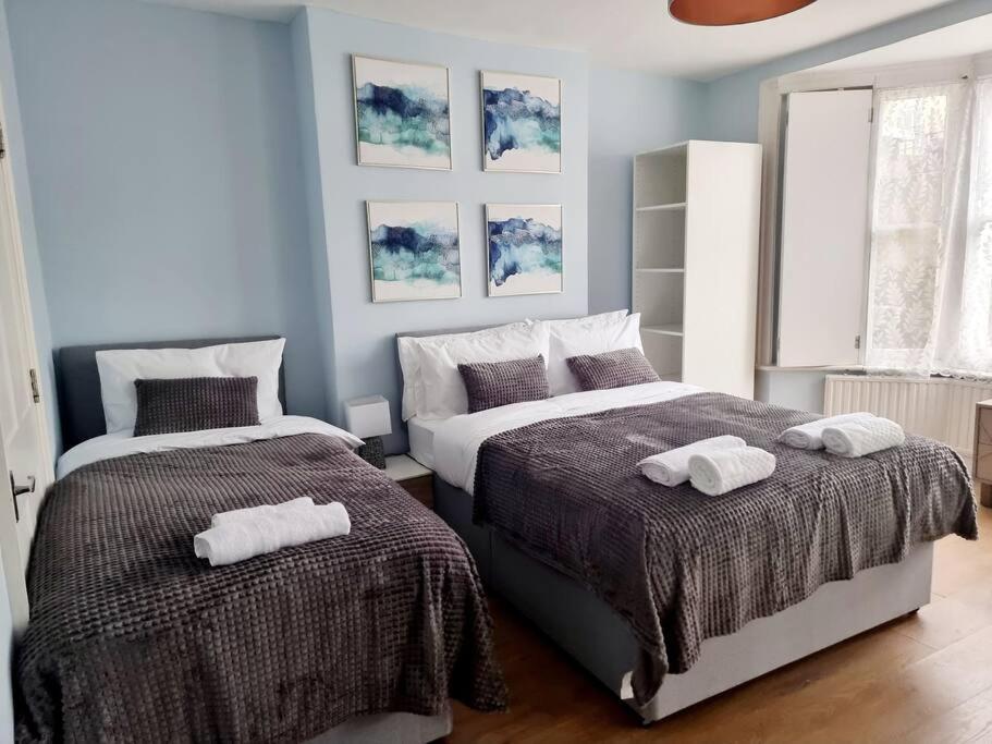 Appartement Spacious 2 Bedroom 3 Min Walk Mile End Station -sleeps 5