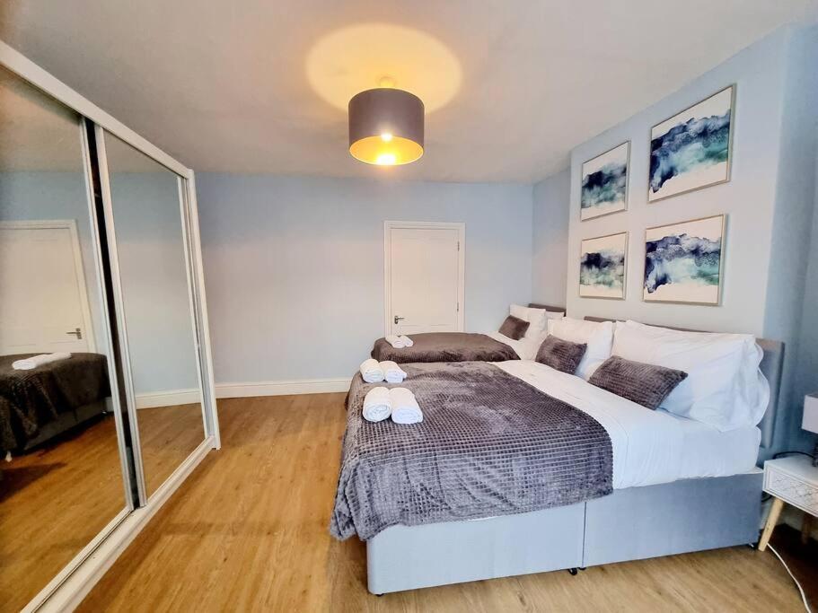 Spacious 2 Bedroom 3 Min Walk Mile End Station -sleeps 5 Appartement