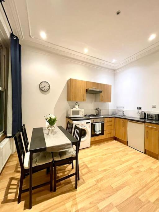 Apartment 1 Bdr Flat- Harry Potter Themed
